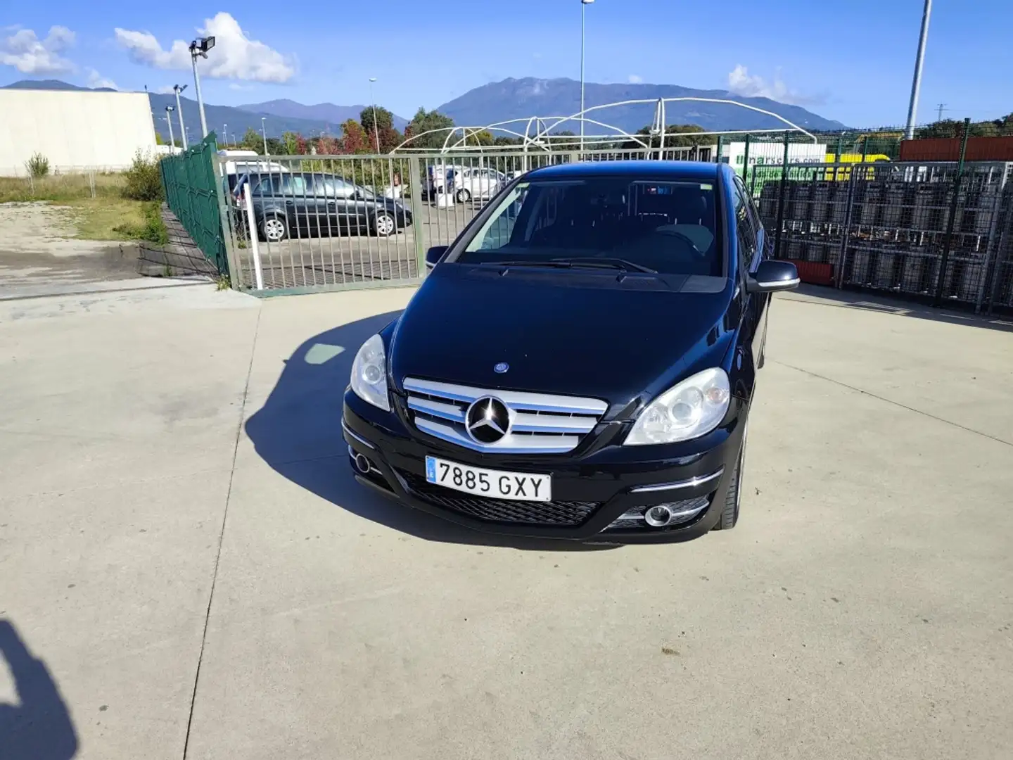 Mercedes-Benz B 180 180CDI Sport Edition Autotronic Negro - 2