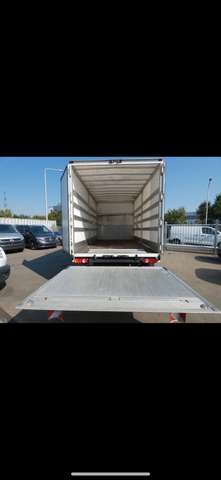 Imagine MAN TGE Plane mit Hehbebühne