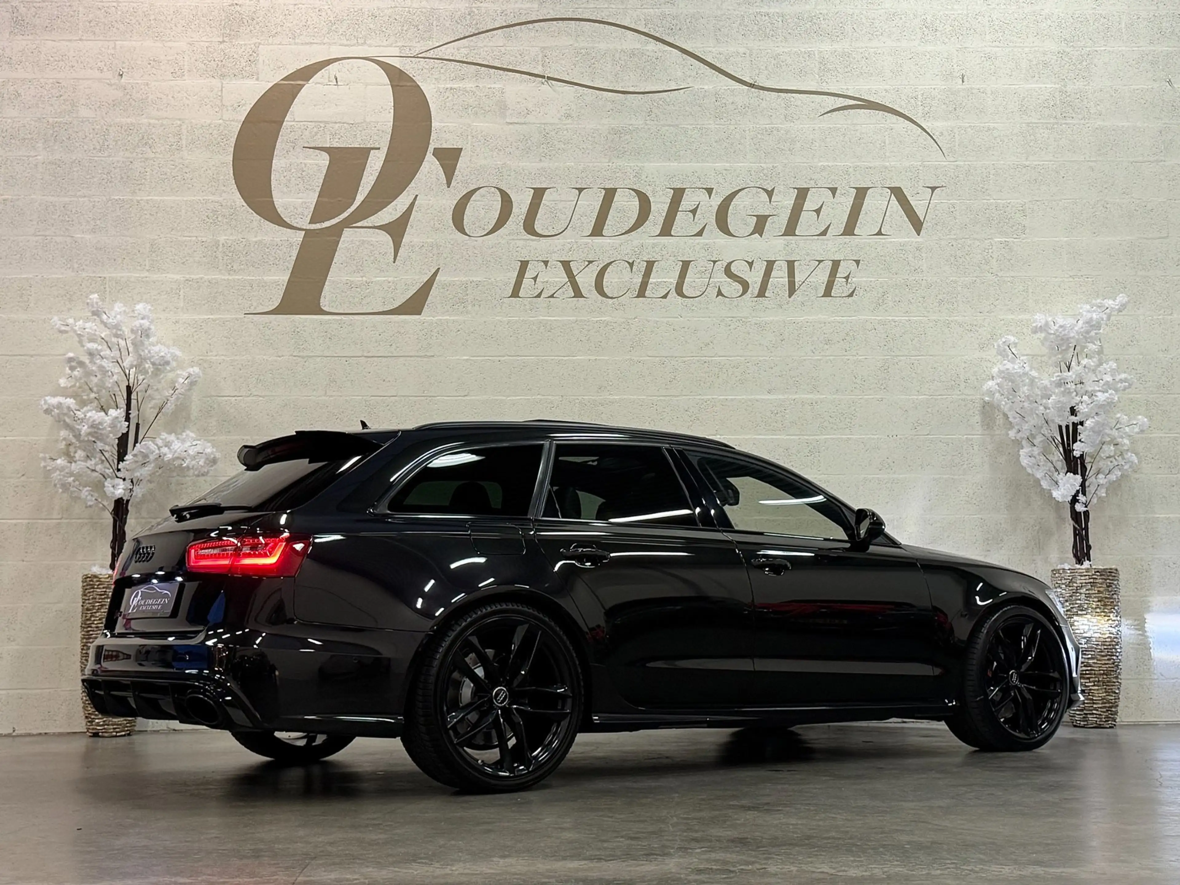 Audi RS6 Avant 4.0 TFSI RS6 Quattro Plus / Pano / B&O Tweak — photo 5