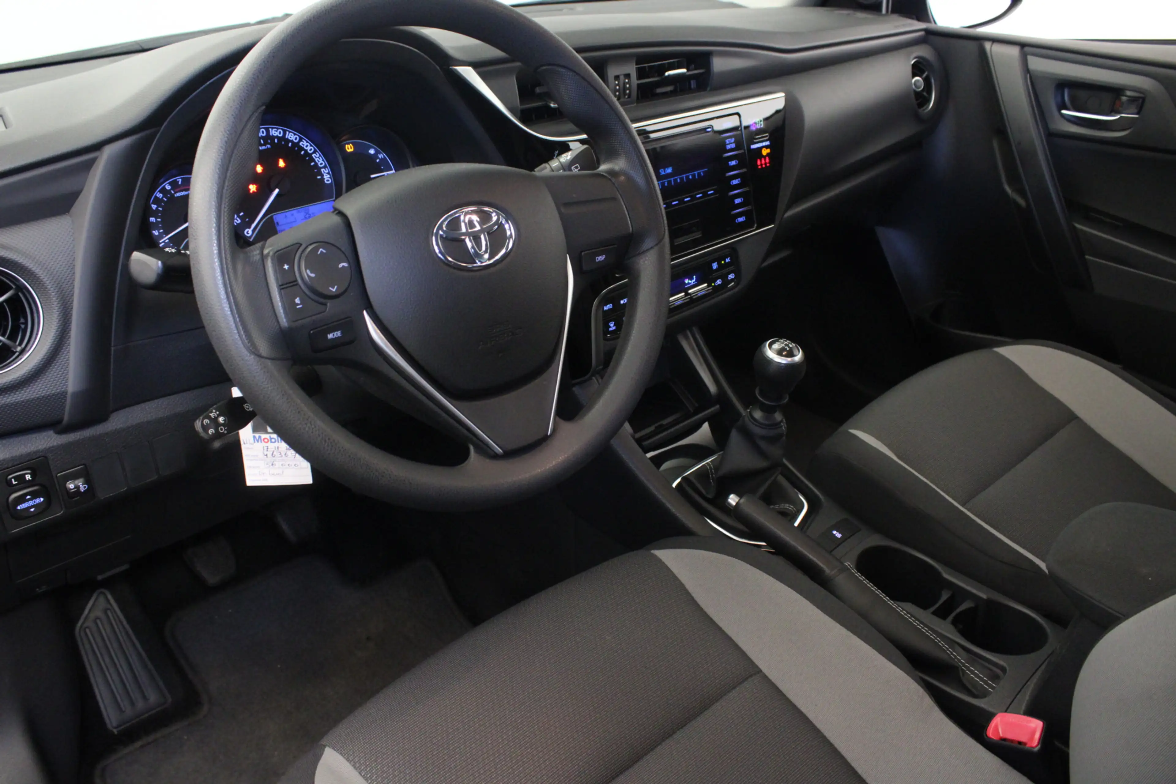 Toyota Auris 1.3 Aspiration — photo 9