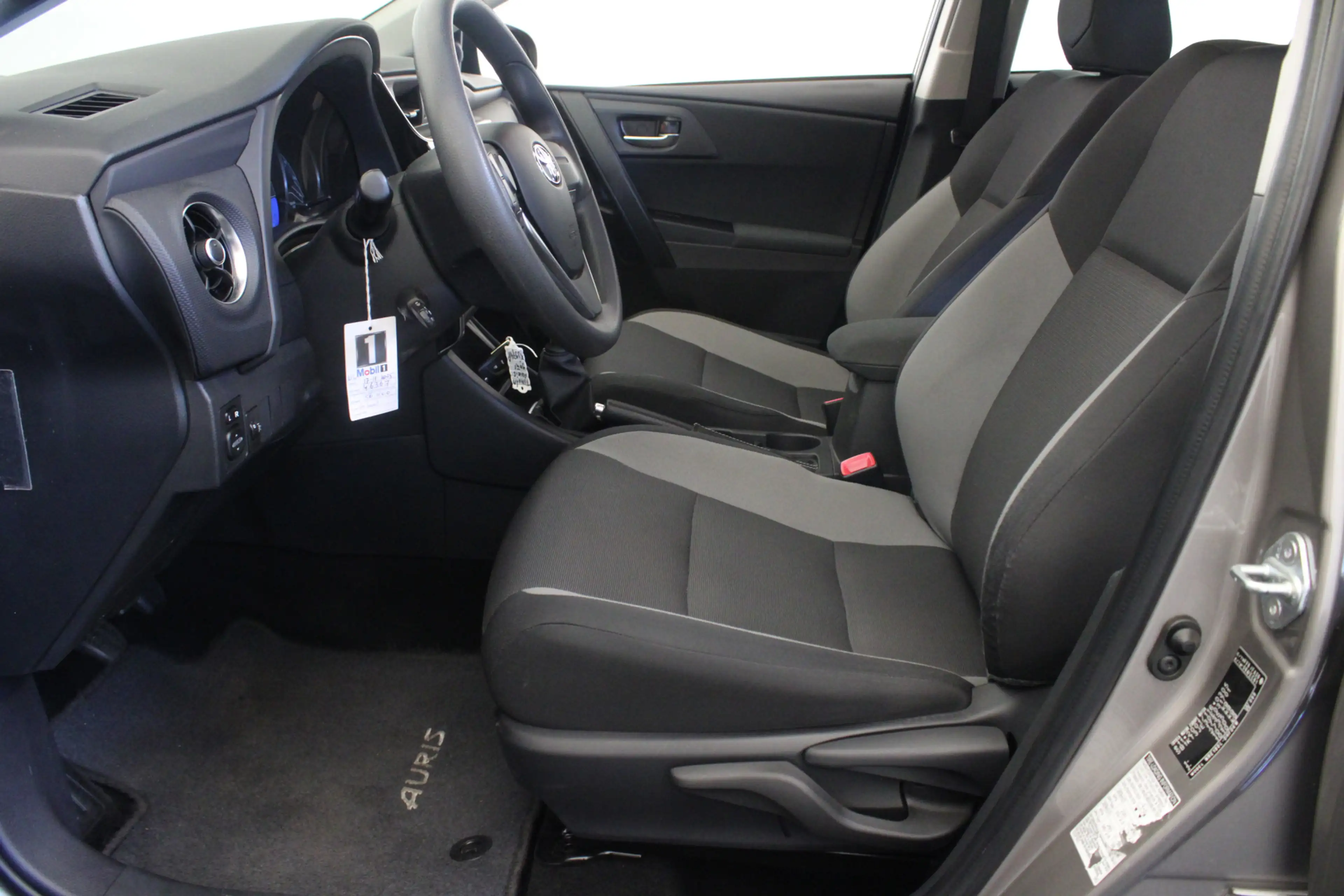 Toyota Auris 1.3 Aspiration — photo 10