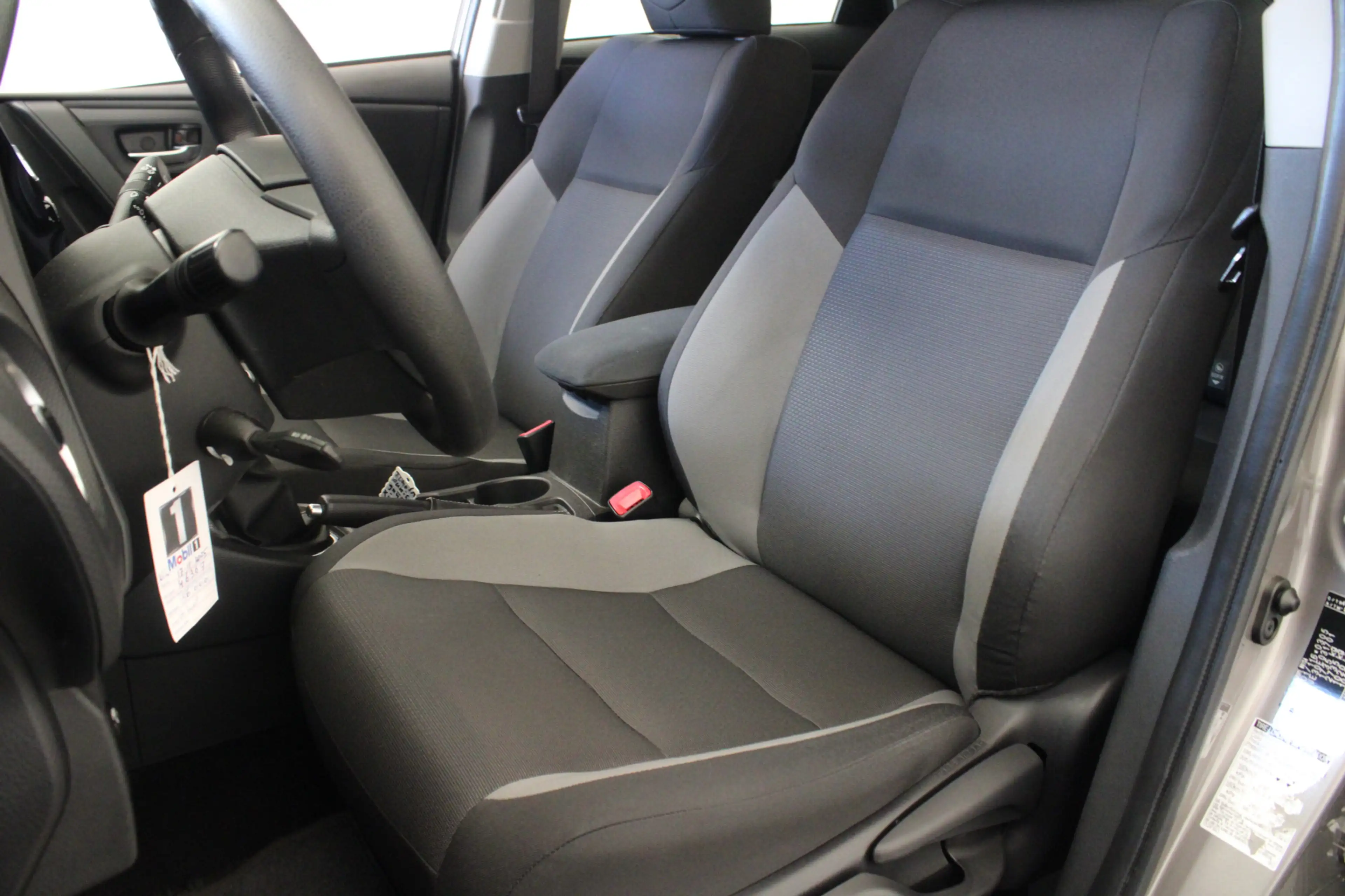 Toyota Auris 1.3 Aspiration — photo 7