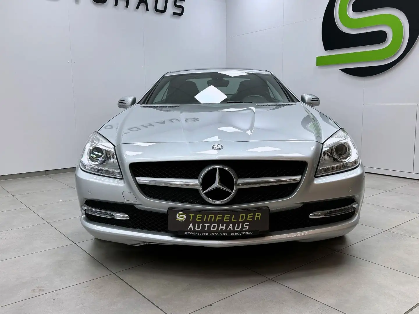 Mercedes-Benz SLK 250 Roadster BE / LEDER NAPPA / SHZ / NAVI Срібний - 2