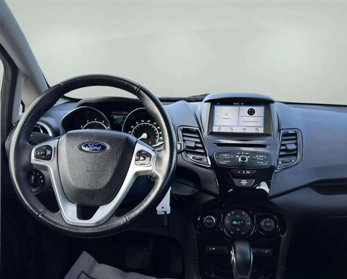 Ford Fiesta снимка Ford Fiesta