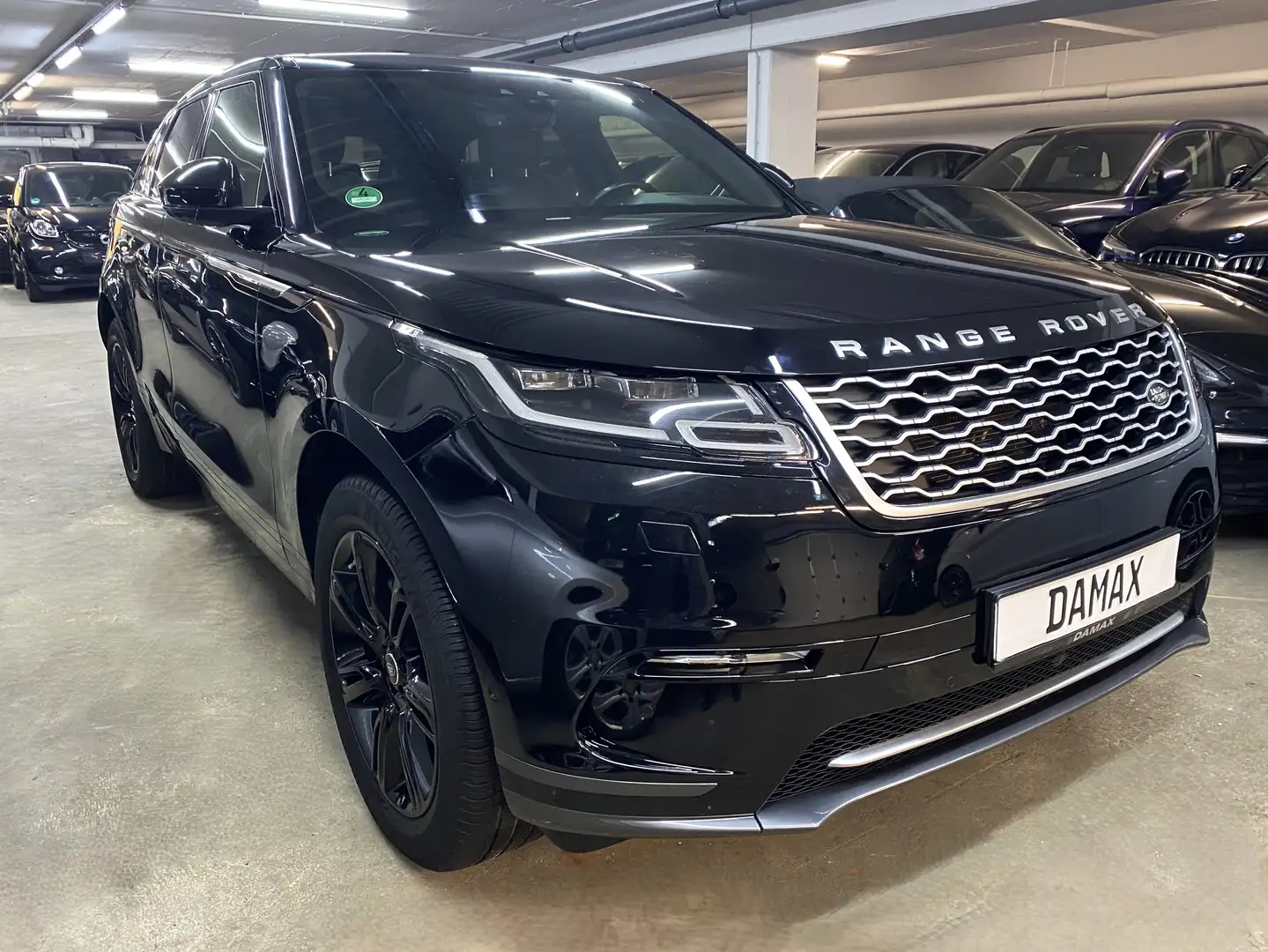 Land Rover Range Rover Velar SE* PANO*DIGITALTACHO*AHK*MERIDIAN*KEYLESS Schwarz - 2