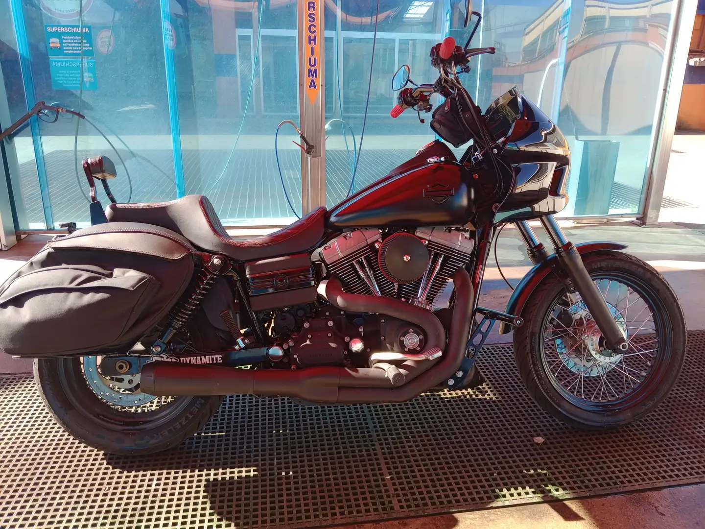 Harley-Davidson Dyna Street Bob 96 Negru - 2