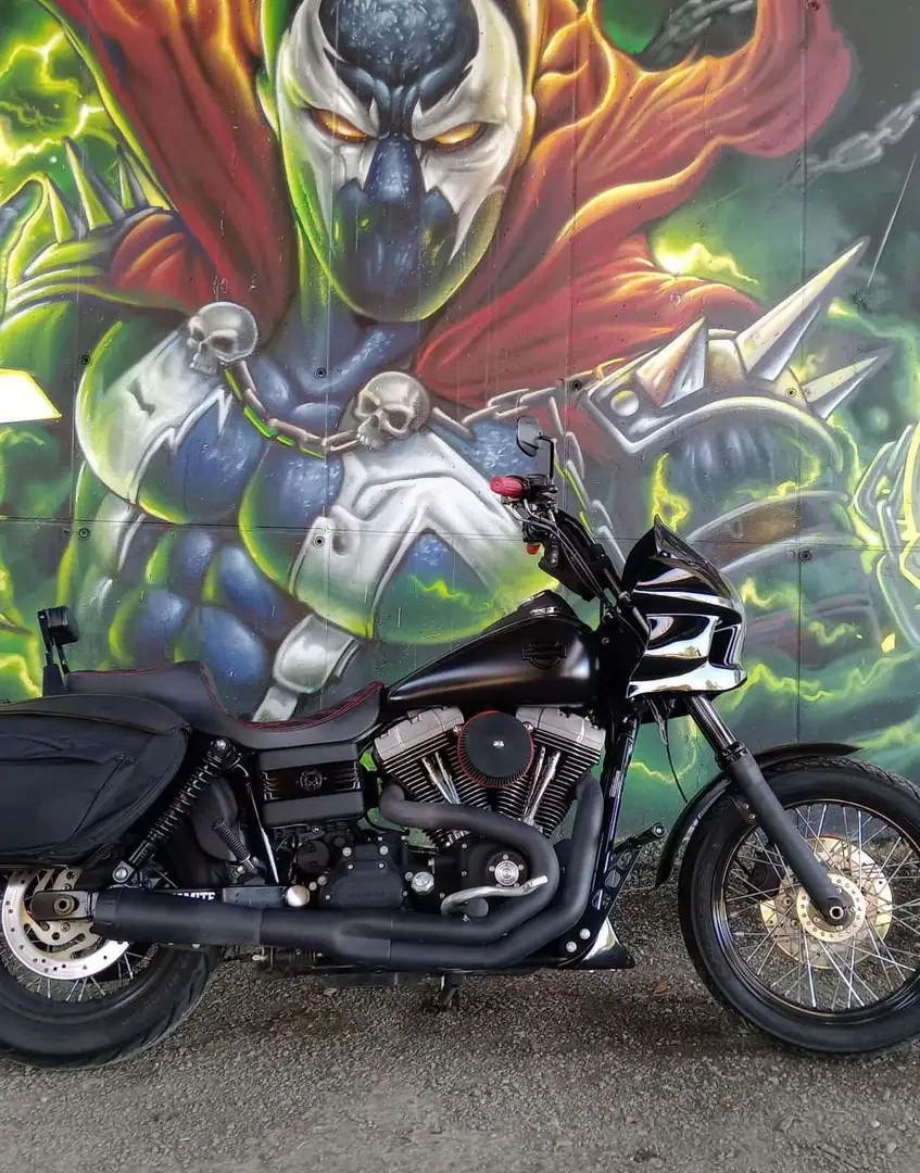 Harley-Davidson Dyna Street Bob 96 Negru - 1
