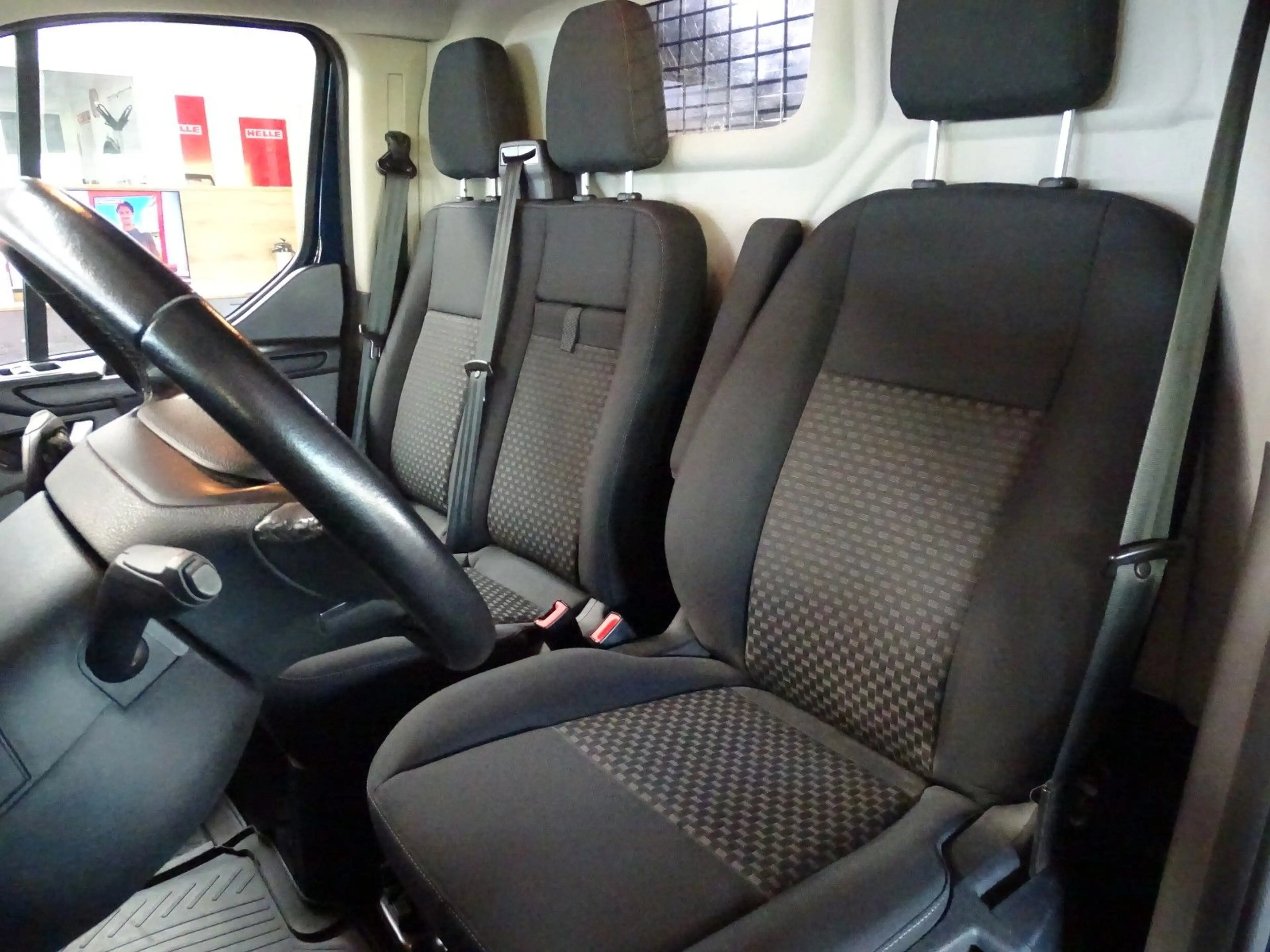 Ford Transit Custom Kasten 300 L2H1 Trend*AHK+STHZ — photo 9