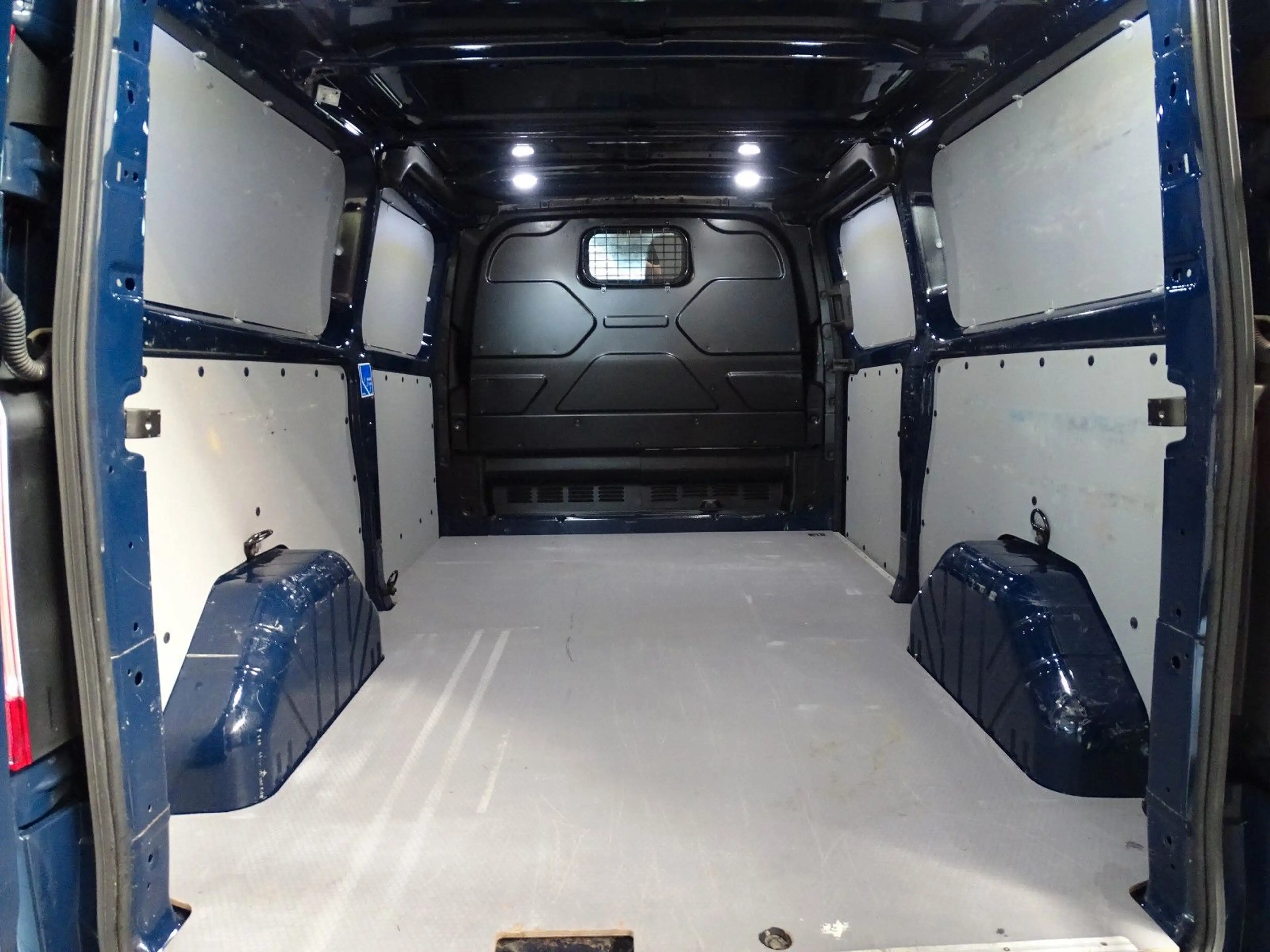 Ford Transit Custom Kasten 300 L2H1 Trend*AHK+STHZ — photo 6