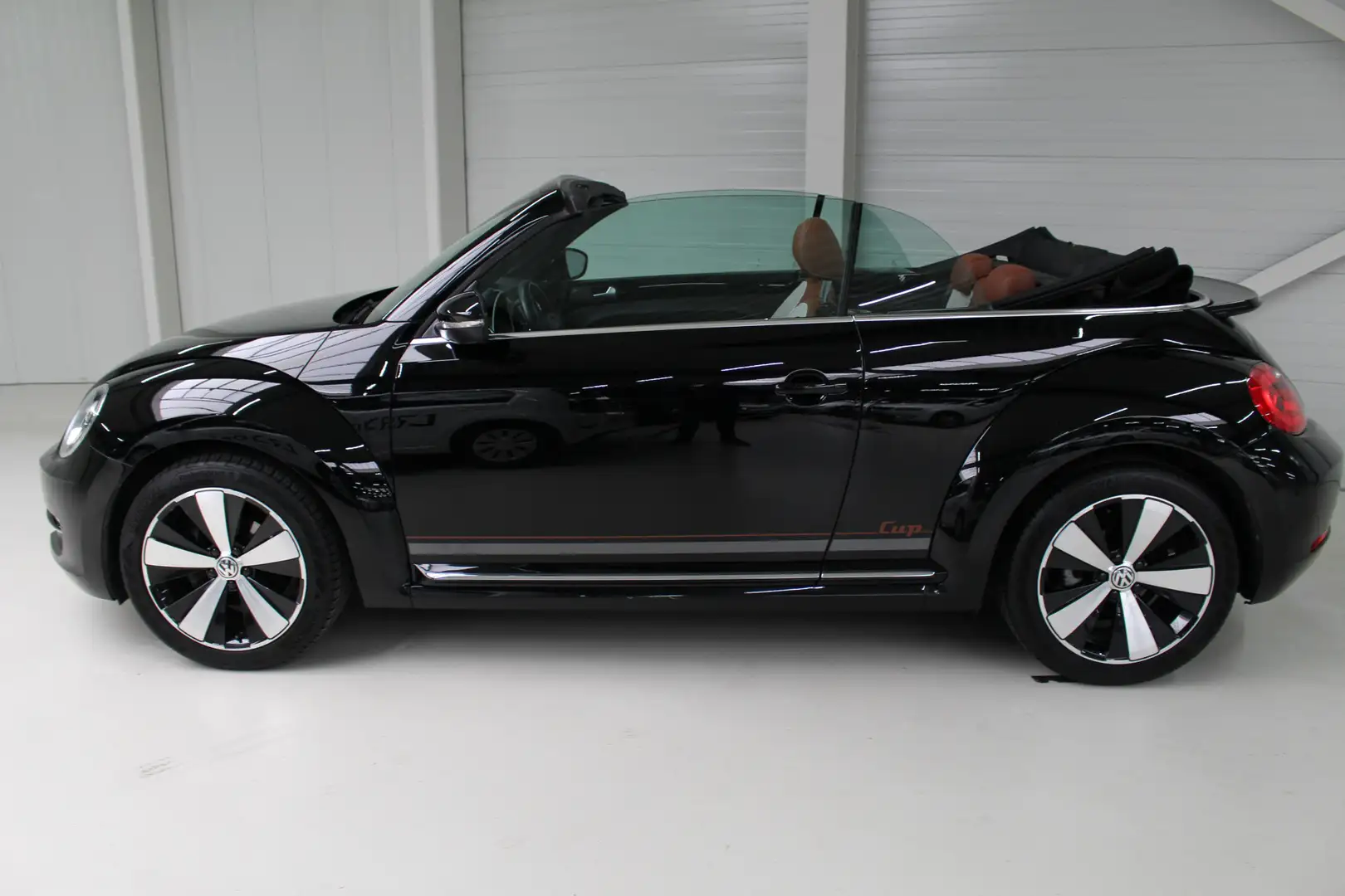 Volkswagen Beetle Cabriolet 1.2 TSI DSG CUP Android Auto / Apple Car Nero - 2