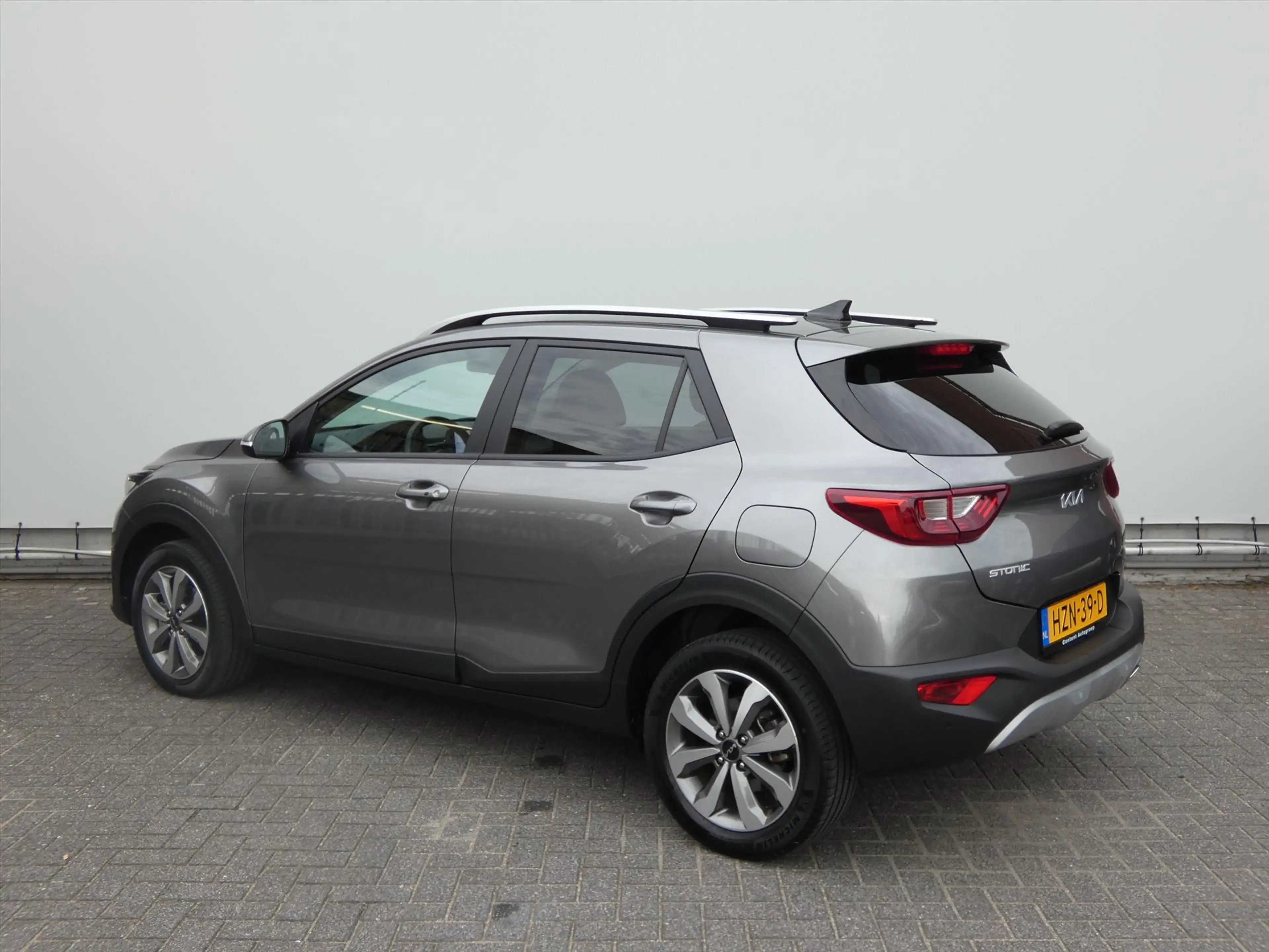 Kia Stonic 1.0 T-GDi MHEV 100pk DCT7 DynamicPlusLine — photo 7