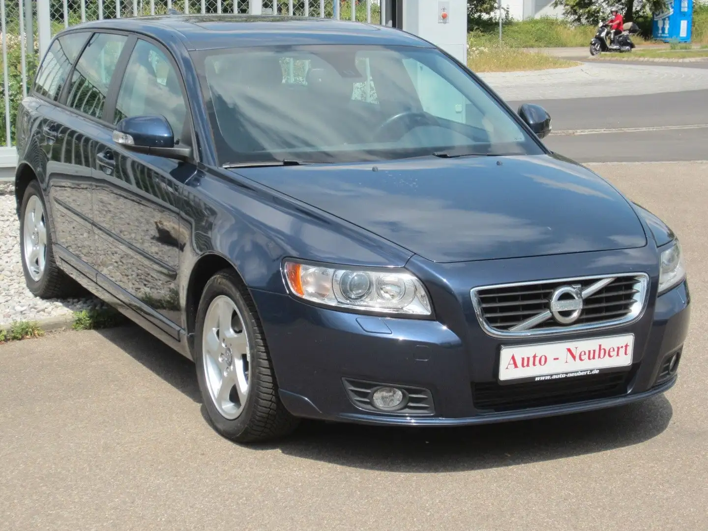 Volvo V50 Business Pro Edition, 5 Zylinder - 1