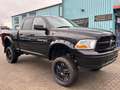 Dodge RAM 1500SLT QUAD CAB 4x4/MOTORSCHADEN-DREHT NOCH Negro - thumbnail 1