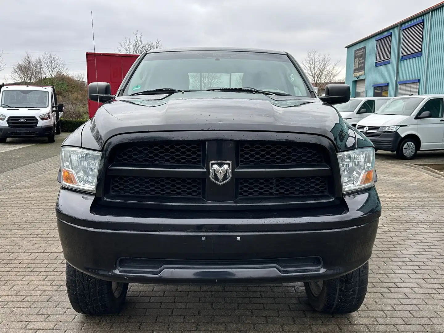 Dodge RAM 1500SLT QUAD CAB 4x4/MOTORSCHADEN-DREHT NOCH Negro - 2