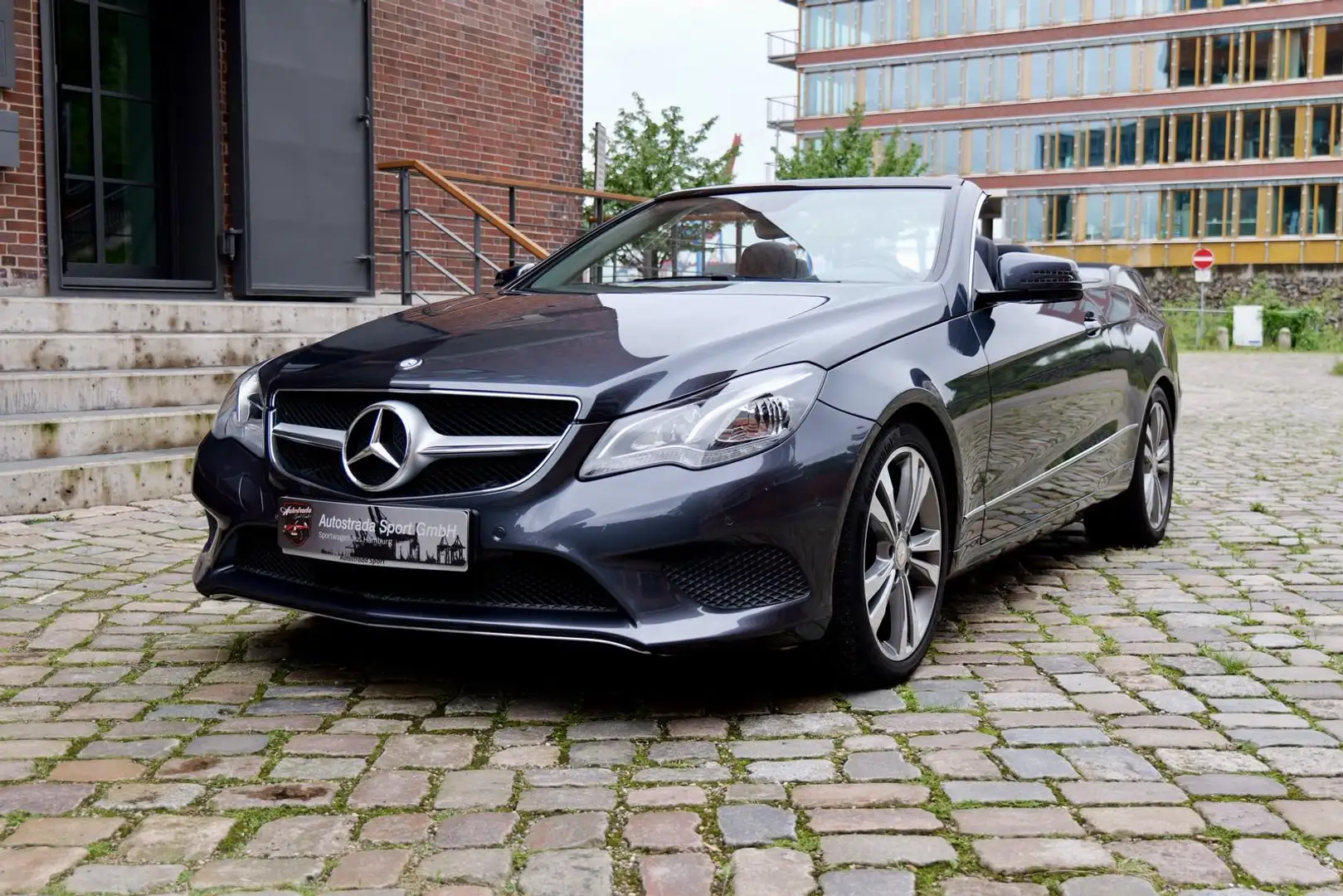 Mercedes-Benz E 200 E 200 Grau - 1