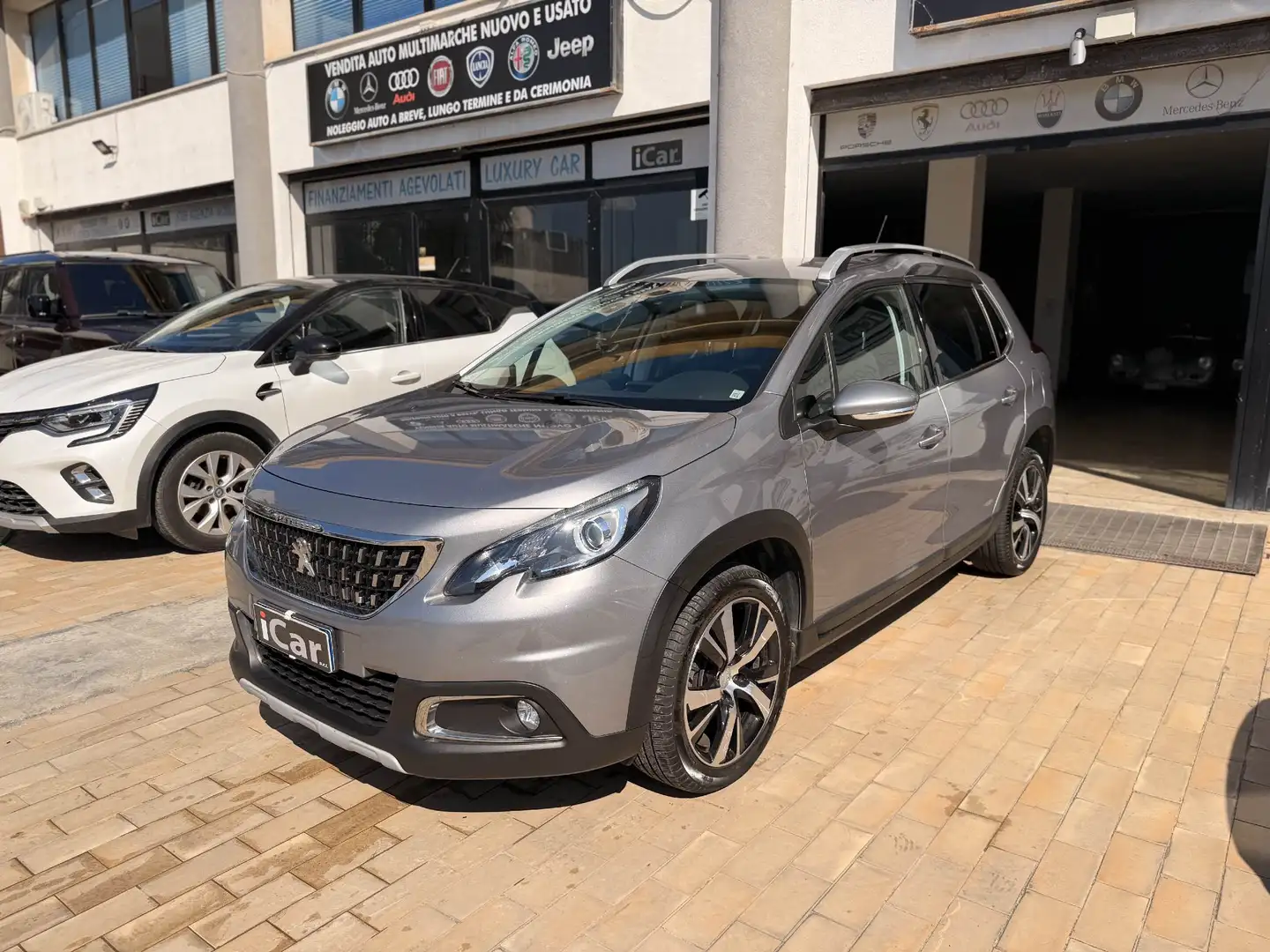Peugeot 2008 1.5 bluehdi Allure s - foto 1
