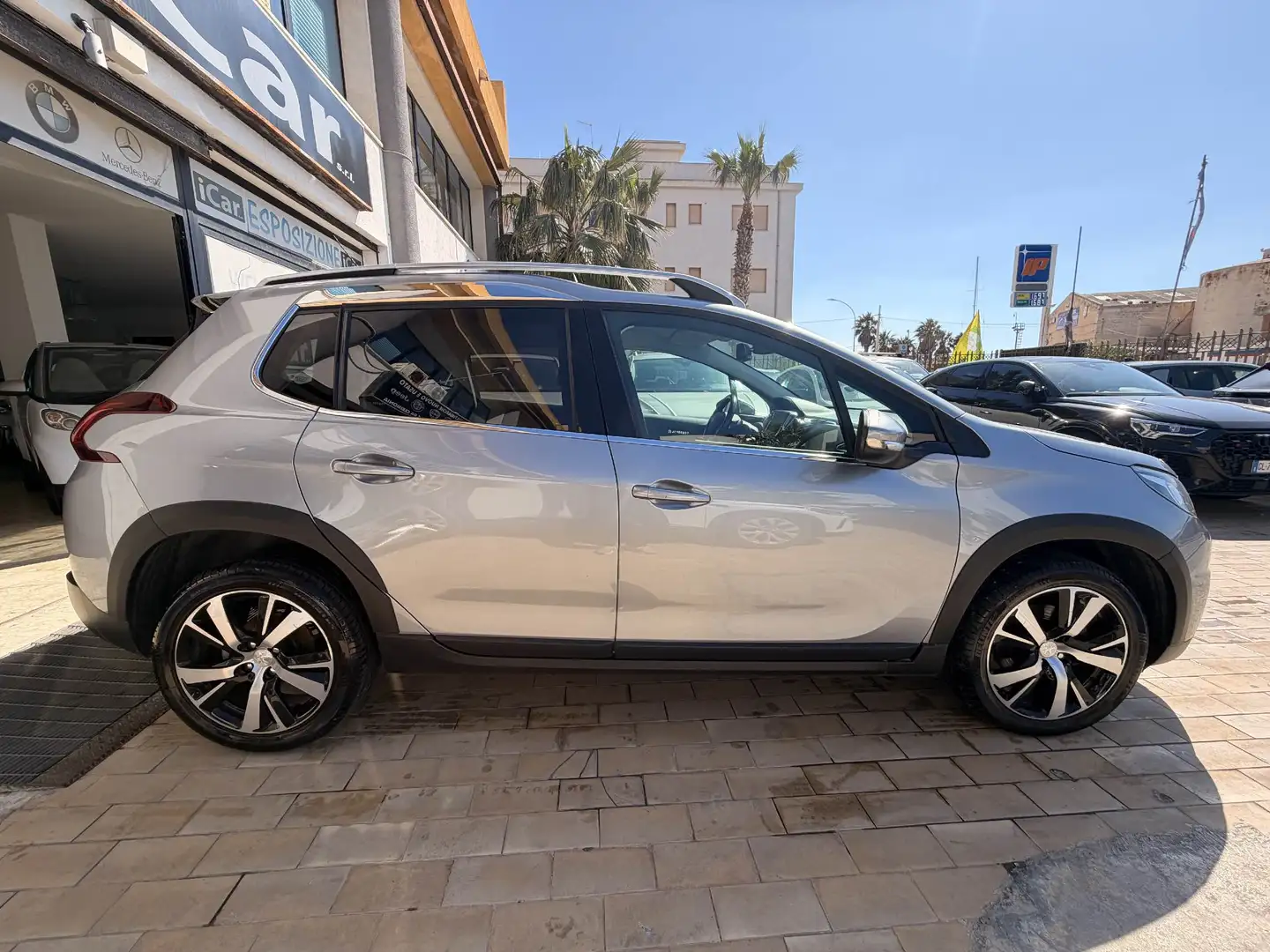 Peugeot 2008 1.5 bluehdi Allure s - foto 5