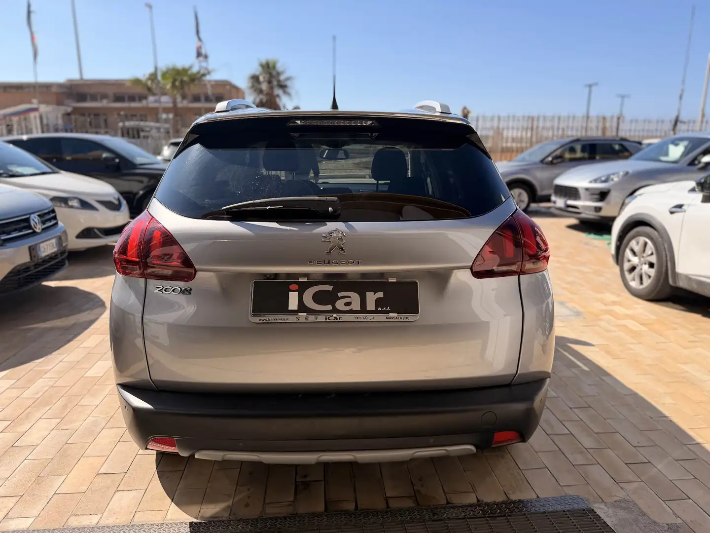 Peugeot 2008 1.5 bluehdi Allure s - foto 3