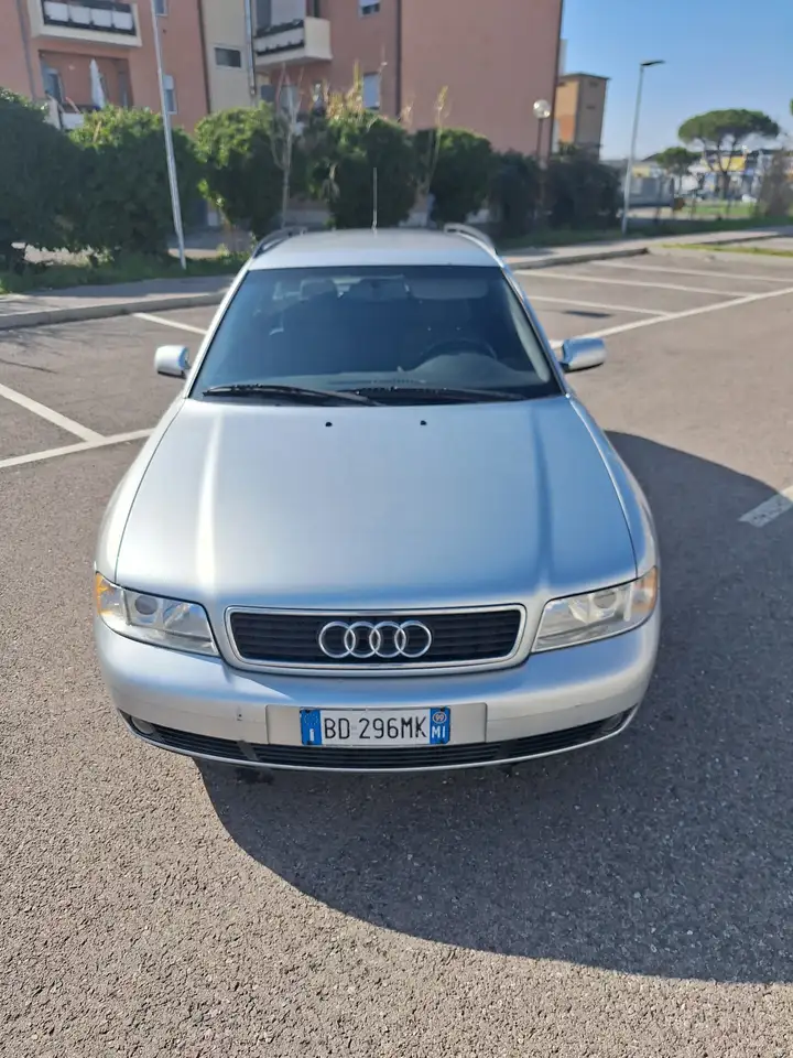 Audi A4 Avant 1.9 tdi 110cv, foto 3