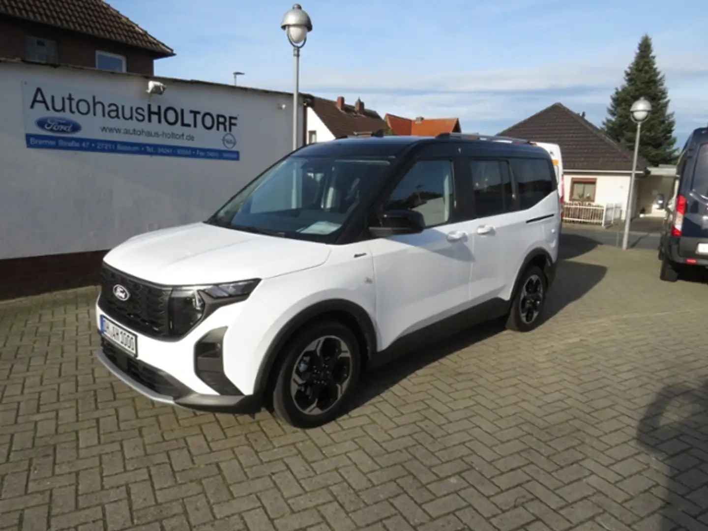 Ford Tourneo Courier Active KLIMA NAVI ALU Blanc - 1