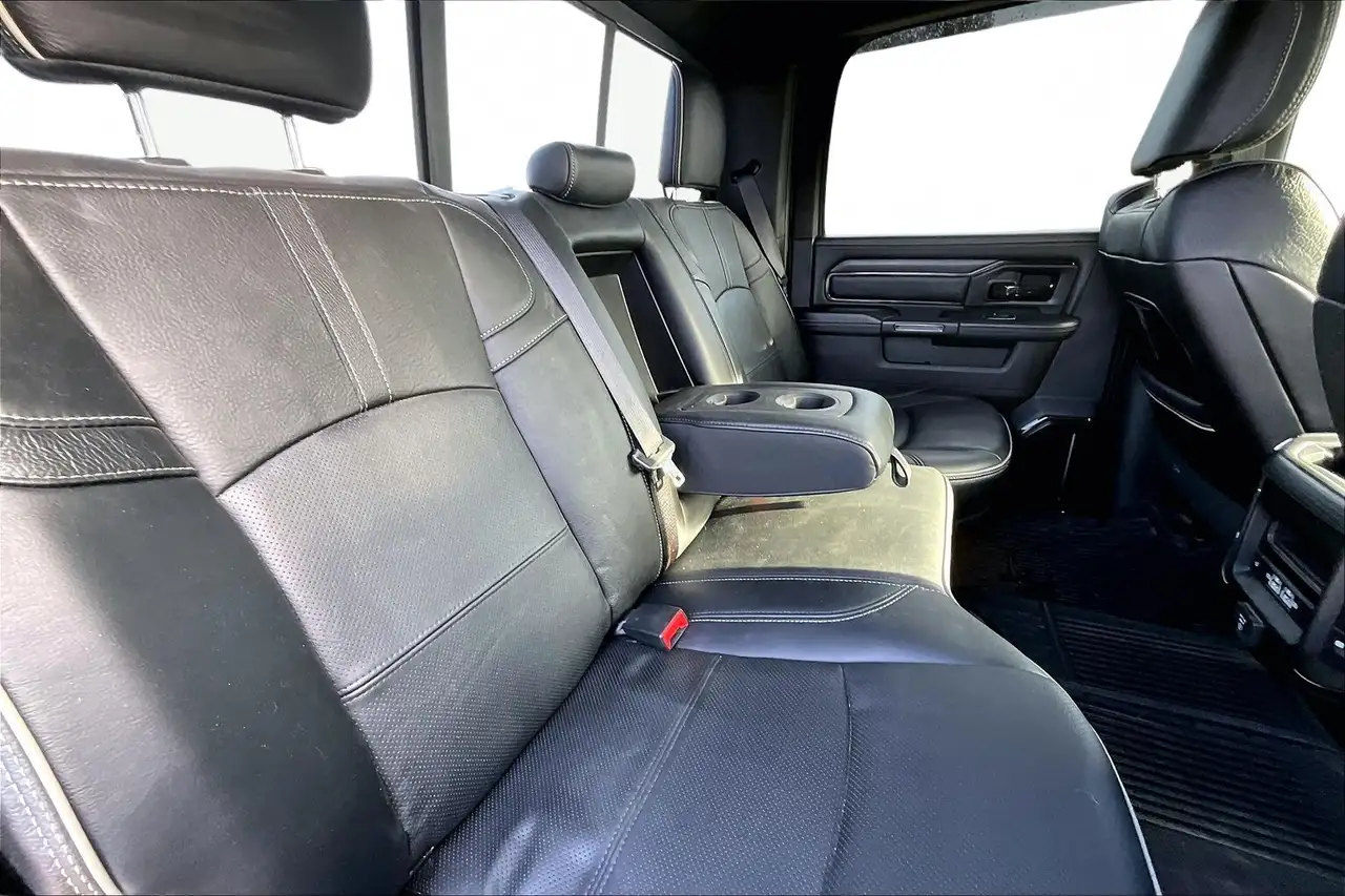 RAM 2500 снимка RAM 2500