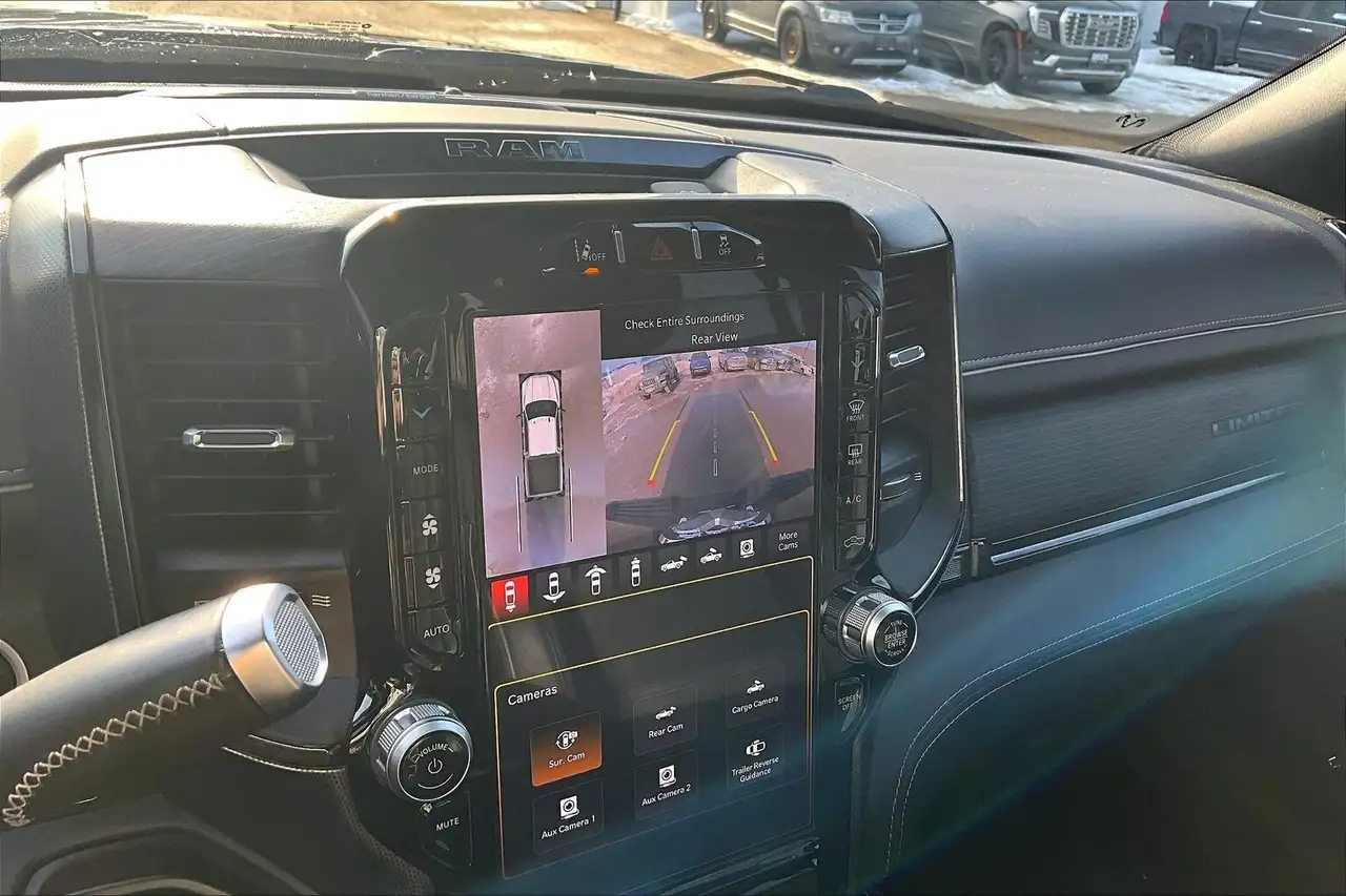 RAM 2500 снимка RAM 2500