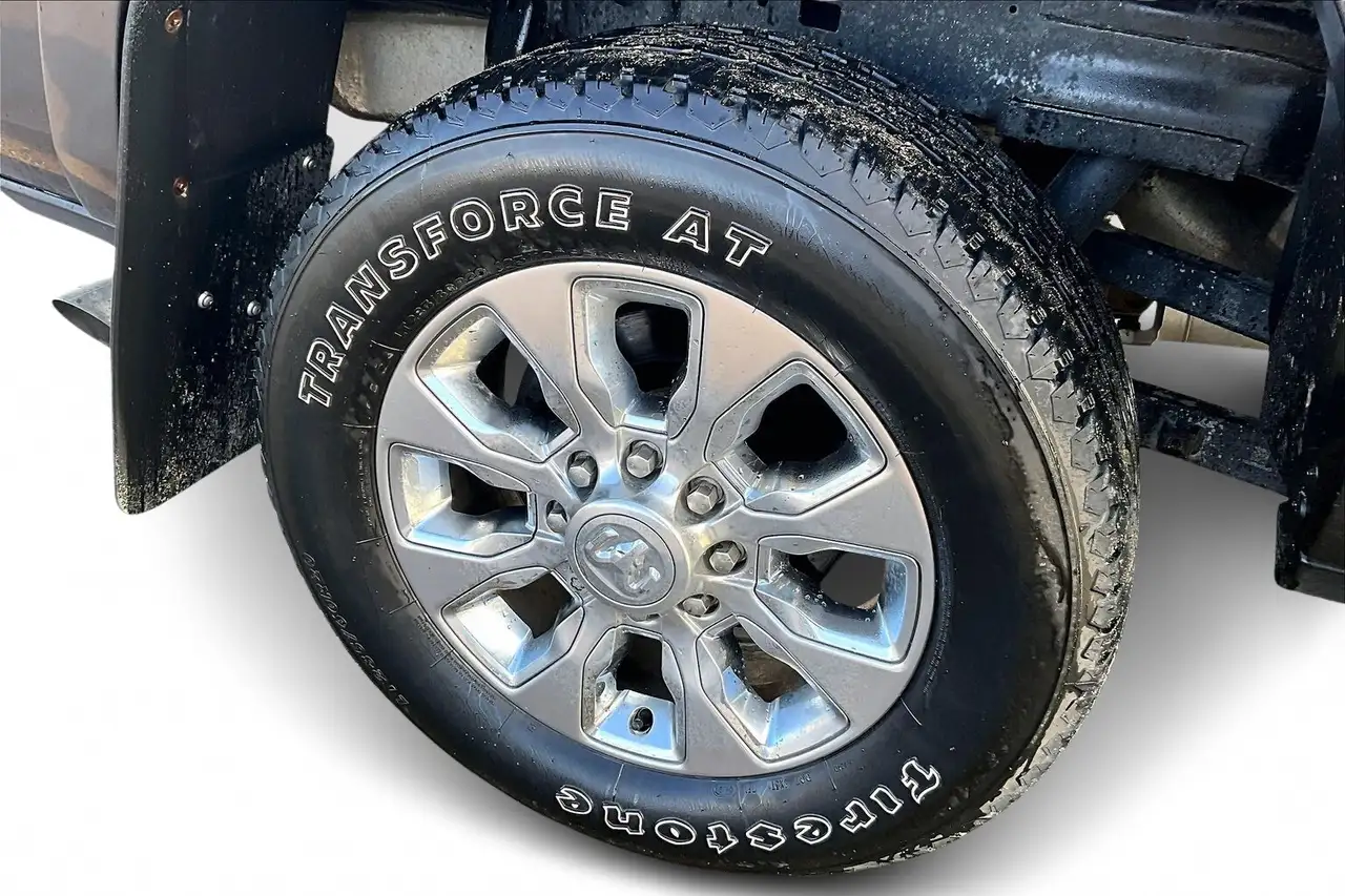 RAM 2500 снимка RAM 2500