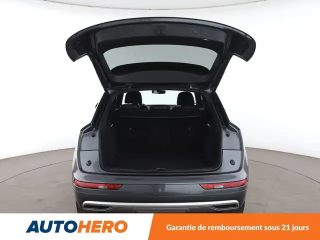 Audi Q5 view 19