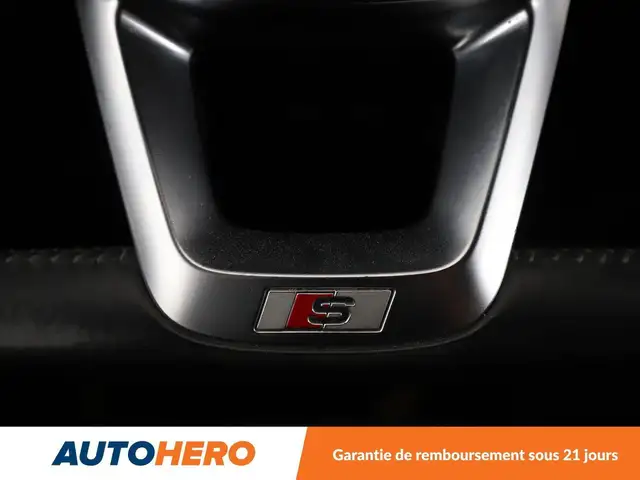 Audi Q5 view 23