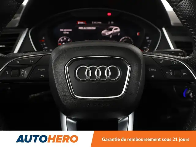 Audi Q5 view 22