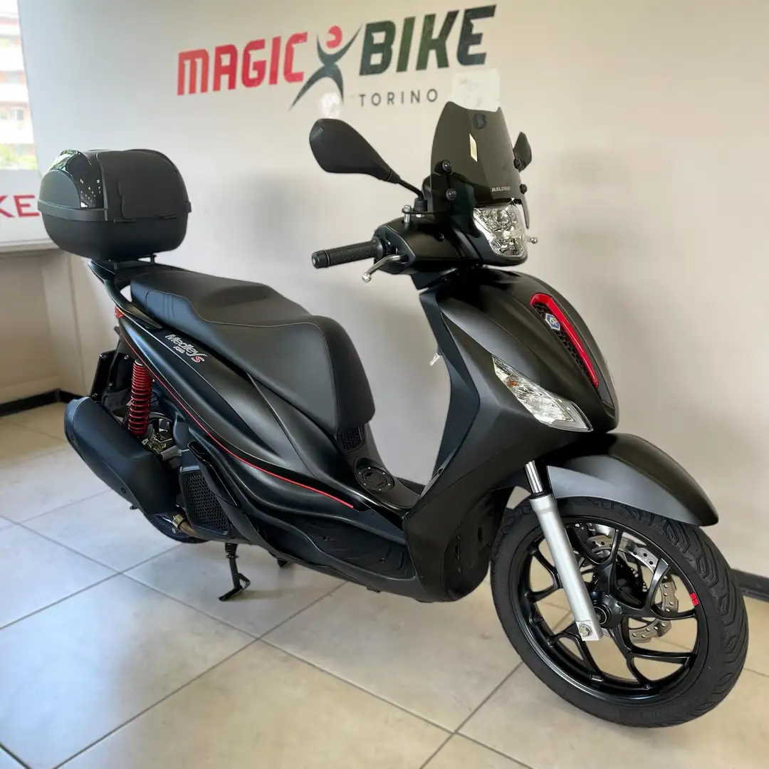 Piaggio Medley 150 - 1