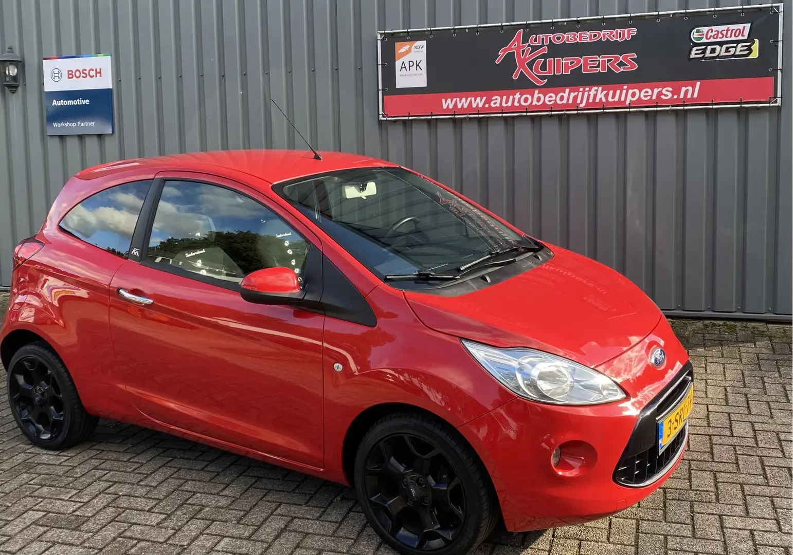 Ford Ka/Ka+ 1.2 Metal limitid edit.start/stop Clima.Lm.velgen. Rood - 1