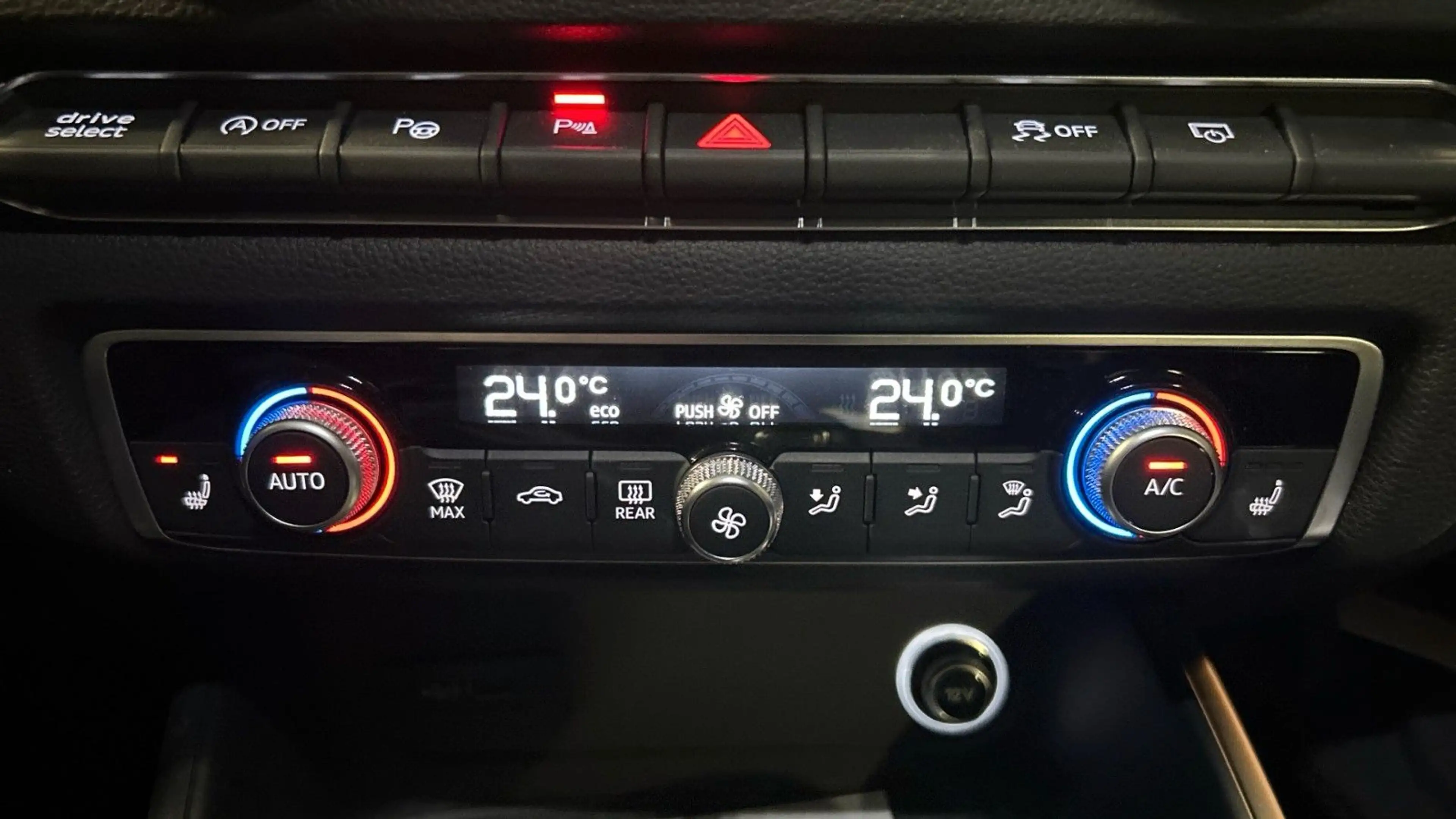 Audi A3 Sportback 40TFSI S line Sport LED SHZ LHZ ACC — photo 13