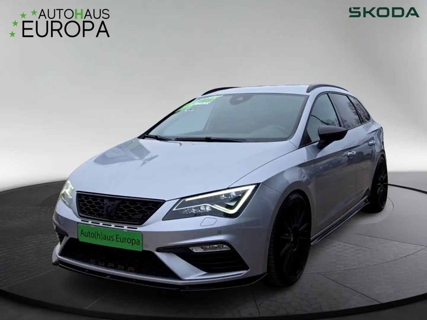 SEAT Leon 2.0 TSI DSG ST 4Drive 300 ACC Alcant. Kam Navi Vir Silber - 1