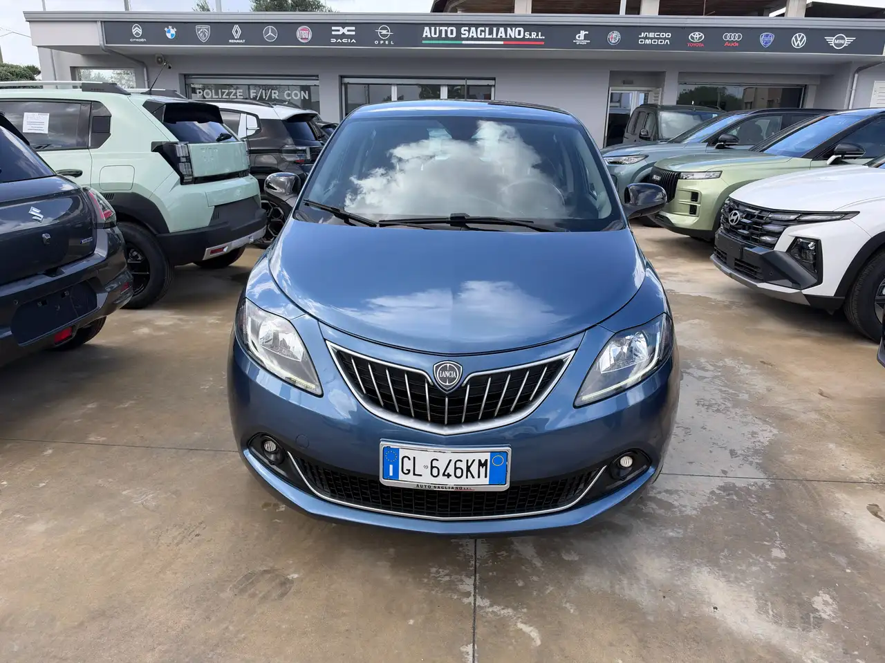 Lancia Ypsilon