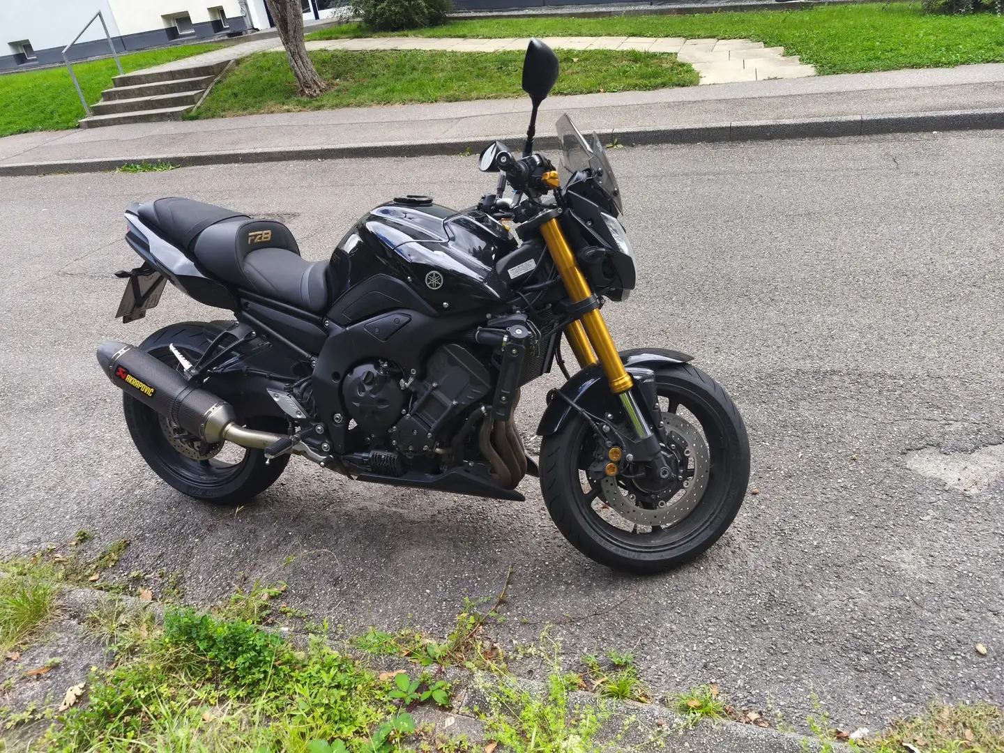 Yamaha FZ 8 Fekete - 1