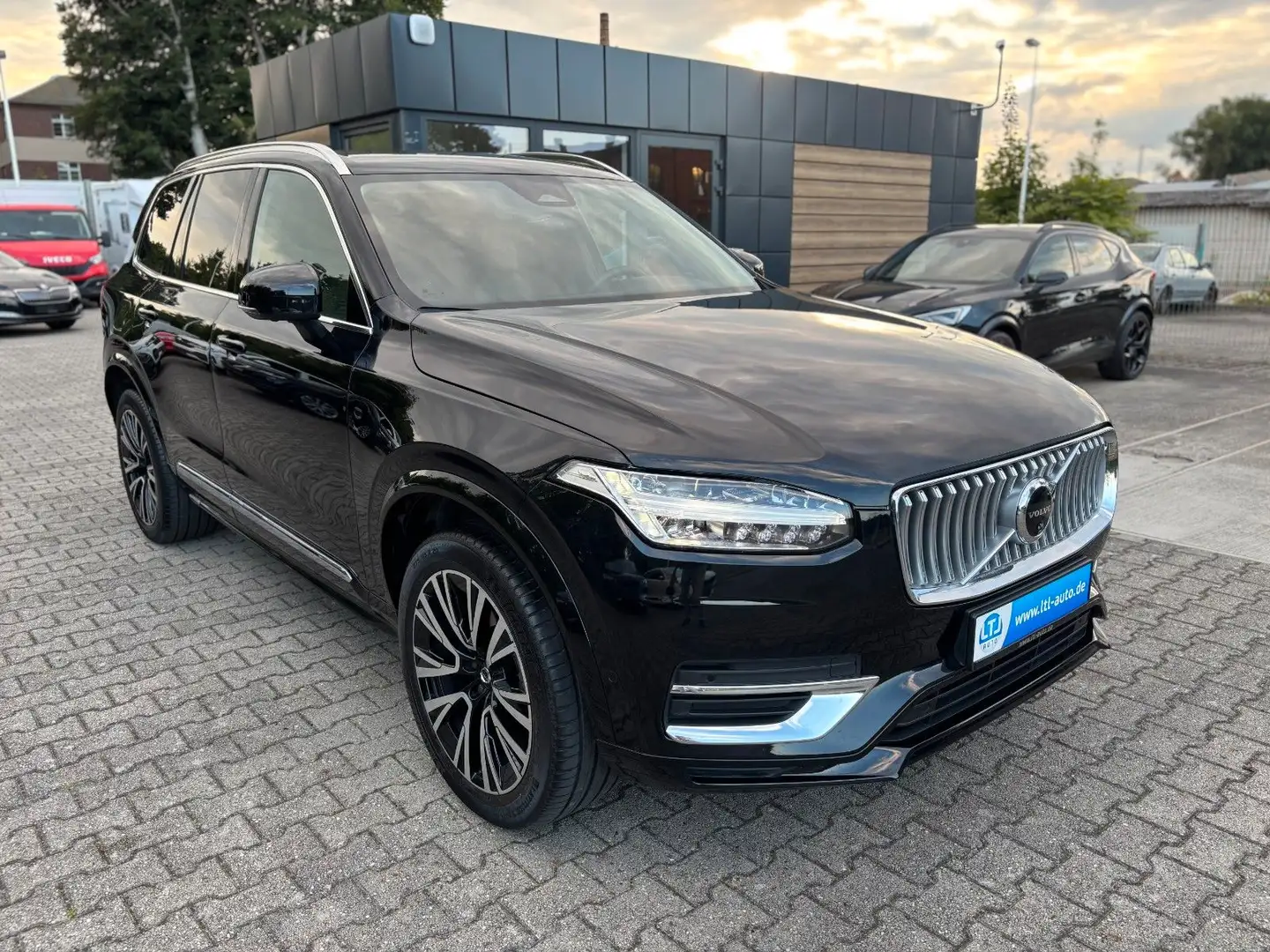 Volvo XC90 T8 Plus Bright PlugIn Hybrid AWD AHK7sitzer Noir - 1