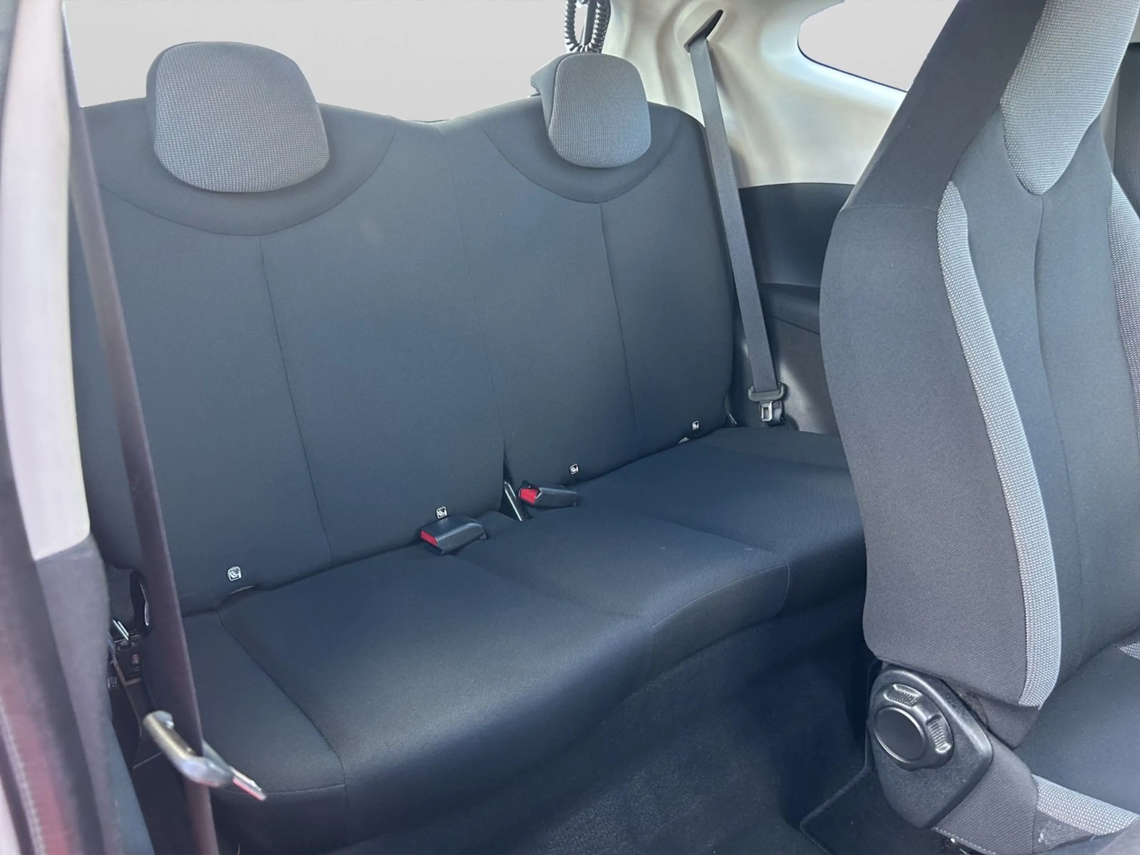 Toyota Aygo AYGO x   / SHZ / 2.Hand / — photo 10