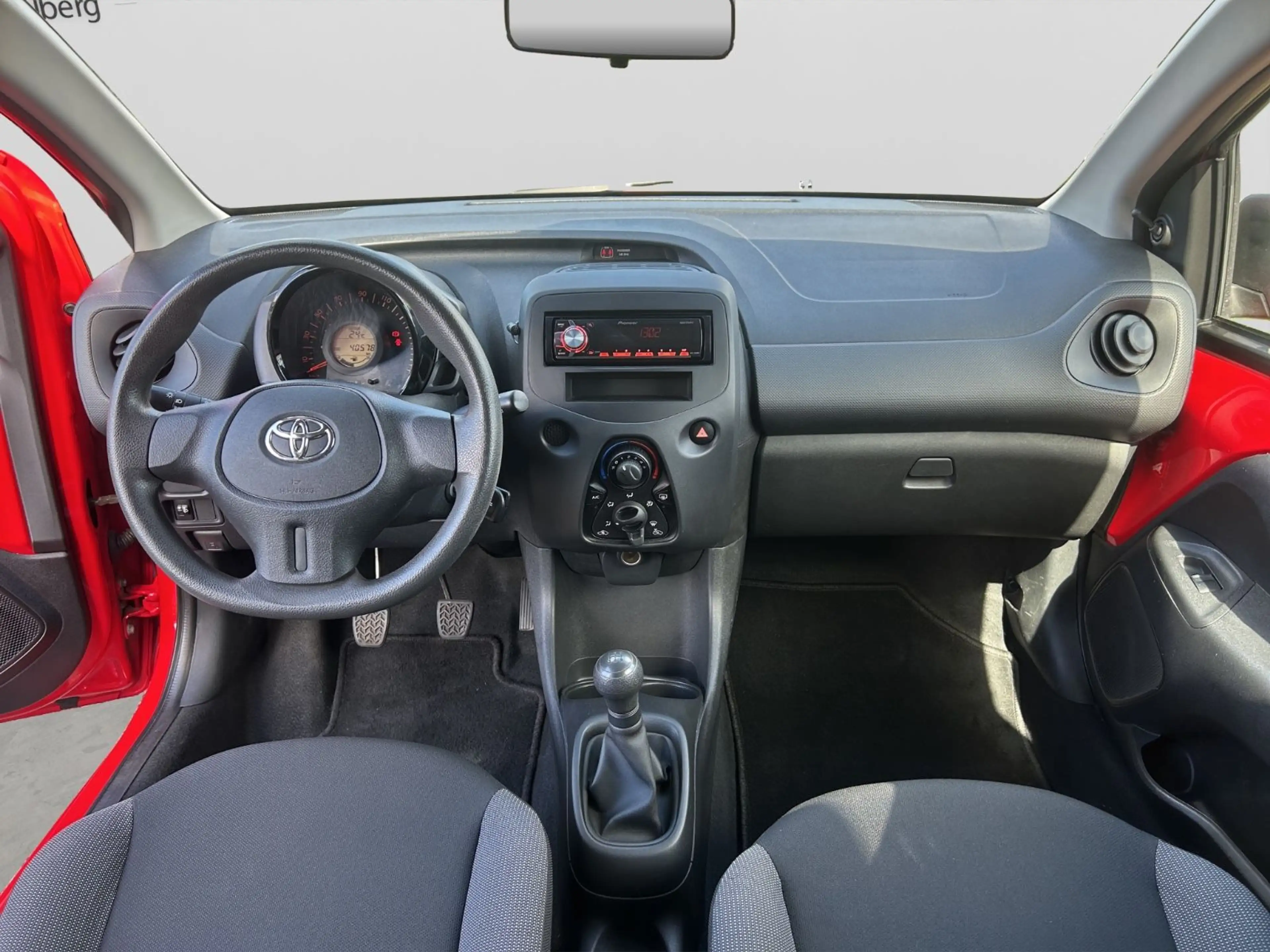 Toyota Aygo AYGO x   / SHZ / 2.Hand / — photo 14