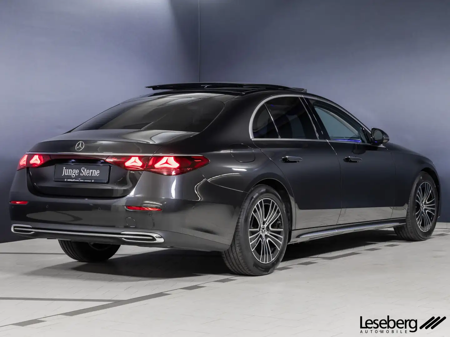Mercedes-Benz E 220 E 220 d Exclusive DIG. LIGHT/Pano/Distronic/360° Gris - 2