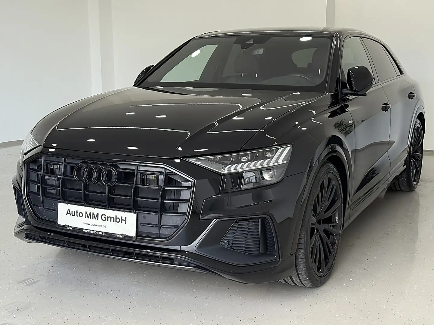 Audi Q8 50  TDI S-line quattro Black Edition Schwarz - 2