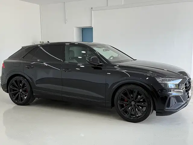 Audi Q8 50  TDI S-line quattro Black Edition Ansicht 7