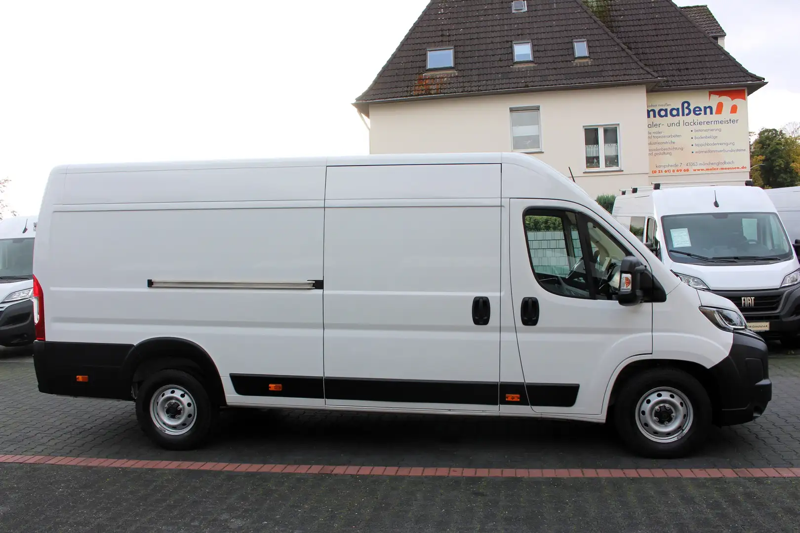 Peugeot Boxer 35 L4H2 180 Automatik*Kamera*ACC*LED*Holz Weiß - 2