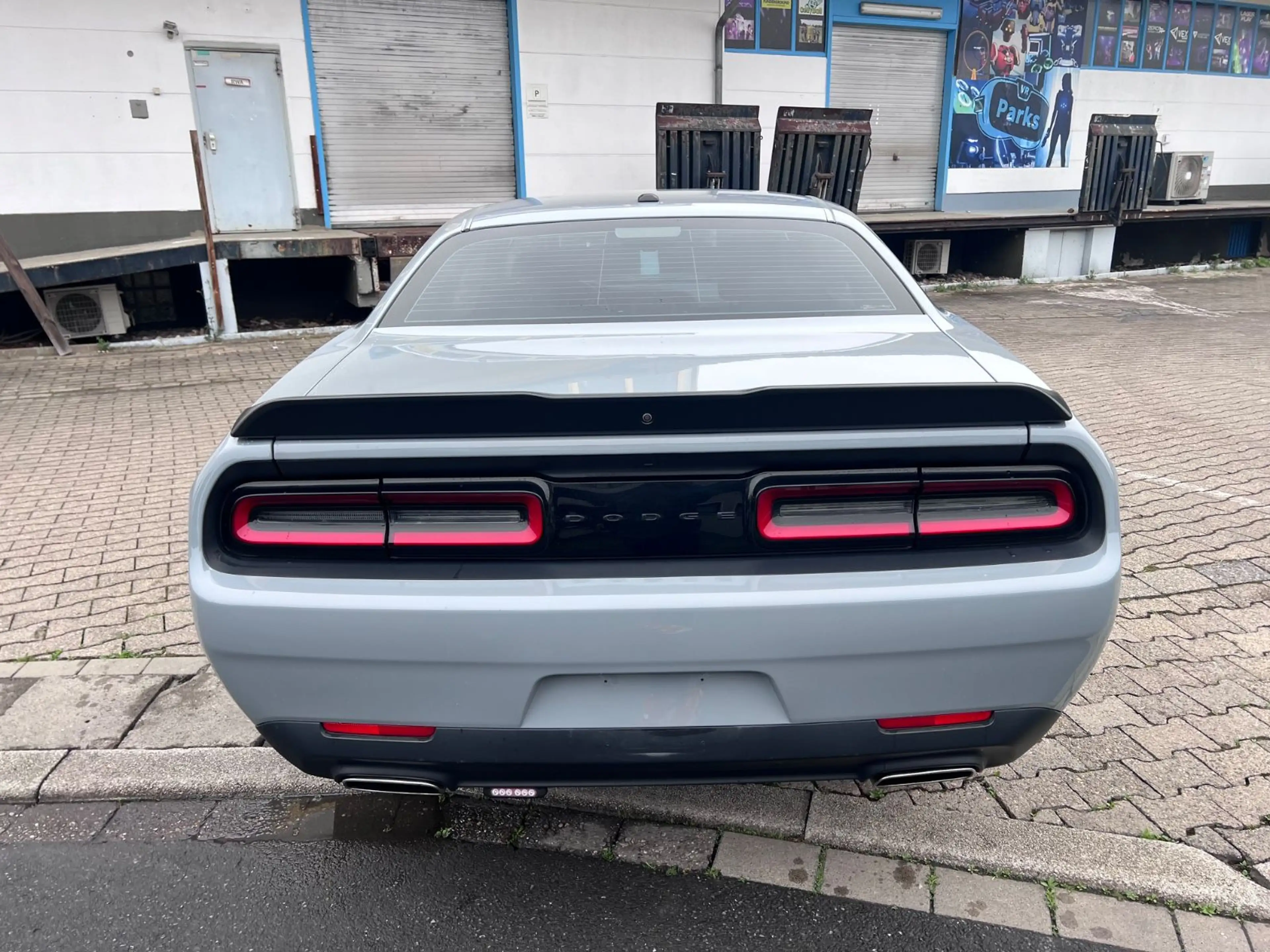Dodge Challenger SXT Black Top 20 Zoll — photo 11