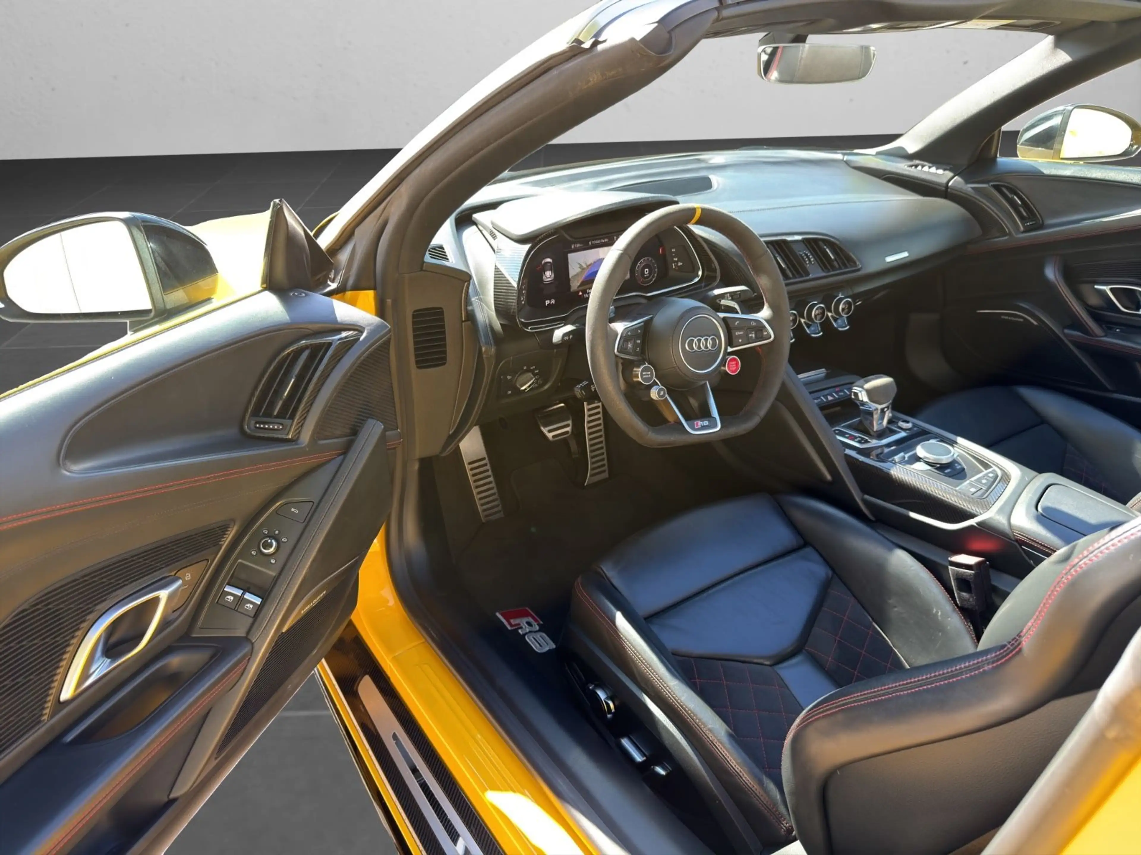 Audi R8 Spyder 5.2 FSI quattro performance*Keramik*KW — photo 7
