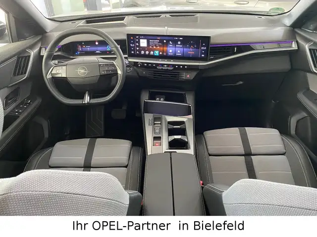 Opel Grandland view 14