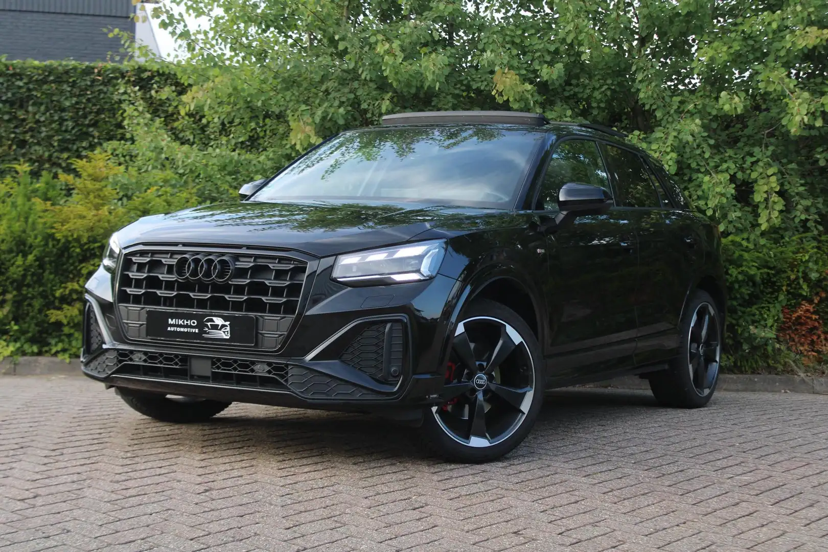 Audi Q2 35 TFSI |3x S-Line|Panoramadak | Matrix | Sfeerver Zwart - 1