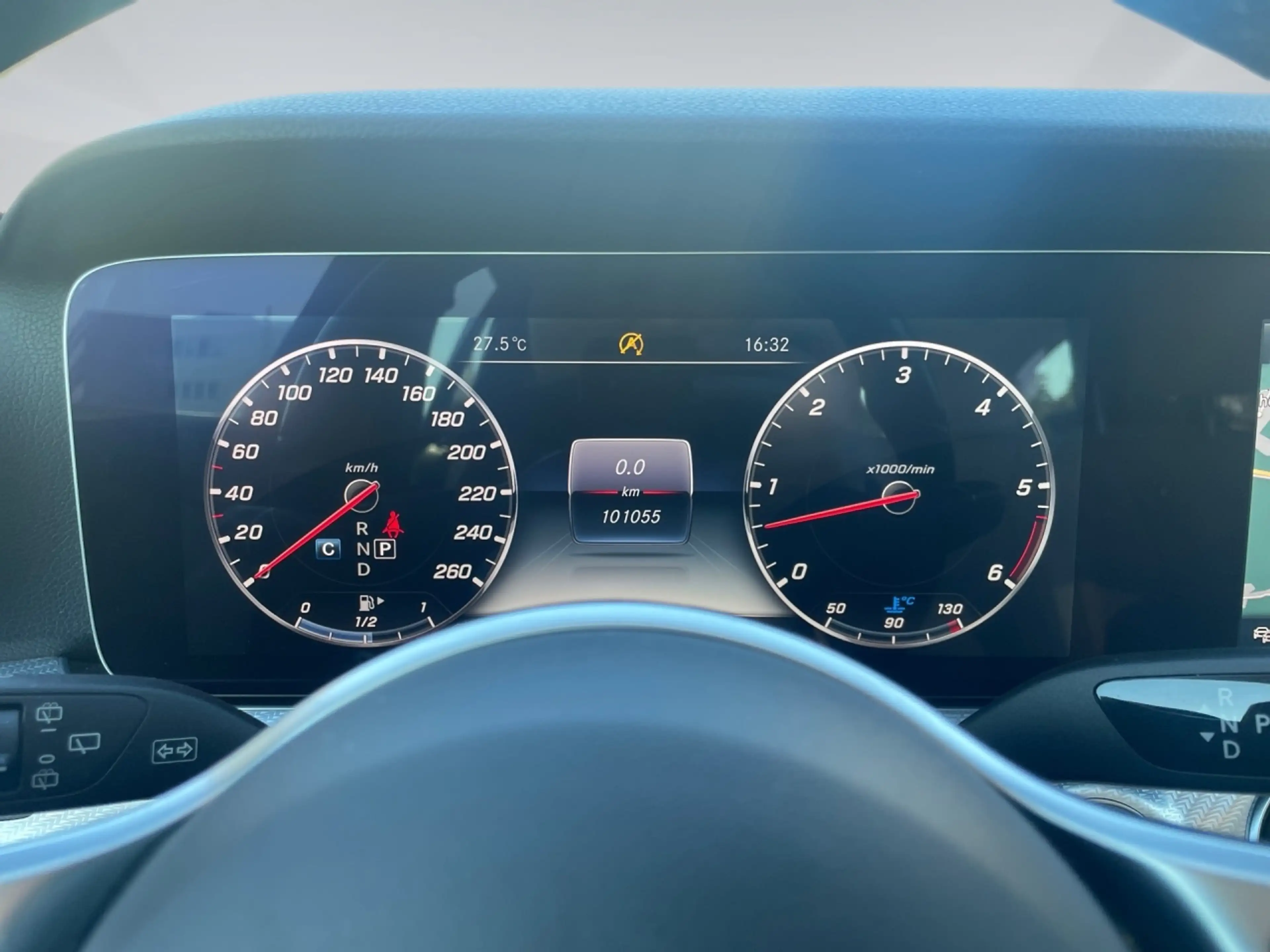 Mercedes-Benz E 400 d 4MATIC All-Terrain Burmester Carbon 360 — photo 15
