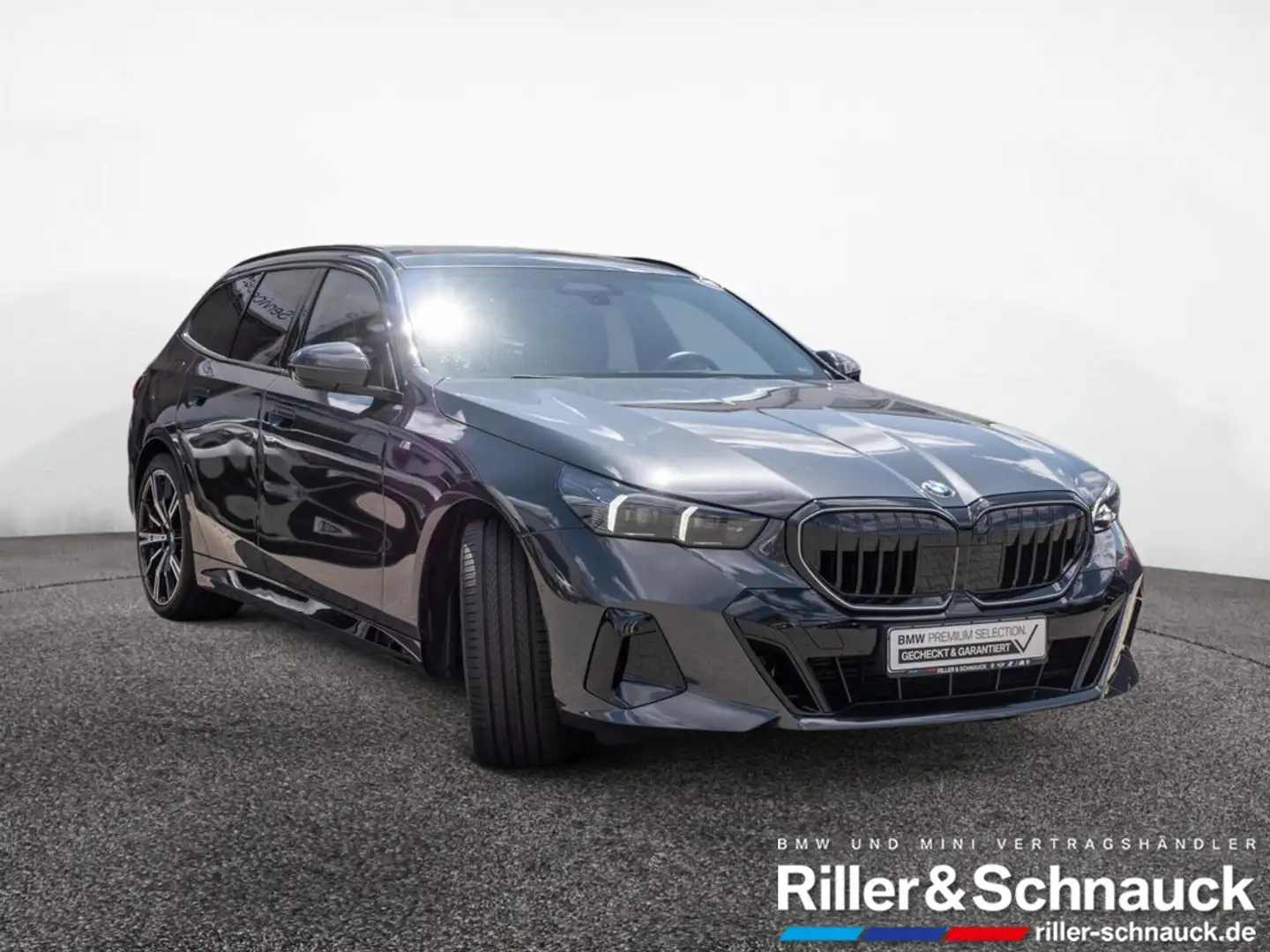 BMW 520 d Touring xDrive M-Sport ACC SITZBELÜFTUNG Gris - 2