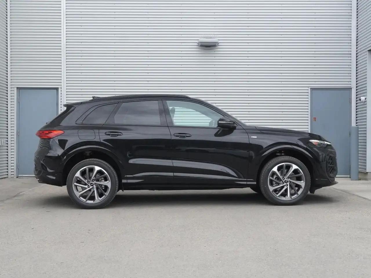 Audi Q5 снимка Audi Q5